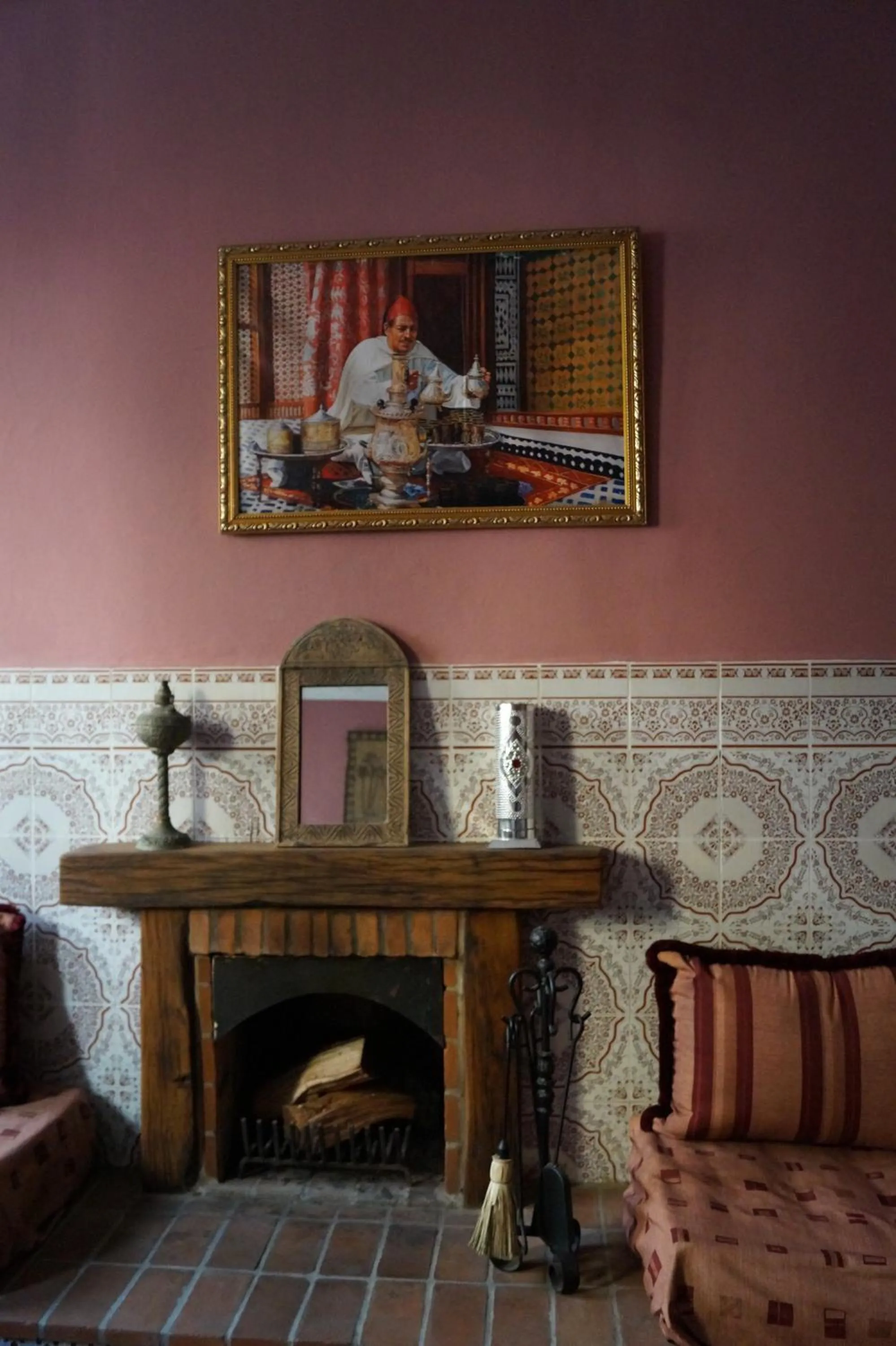 Communal lounge/ TV room in Dar Omar Khayam