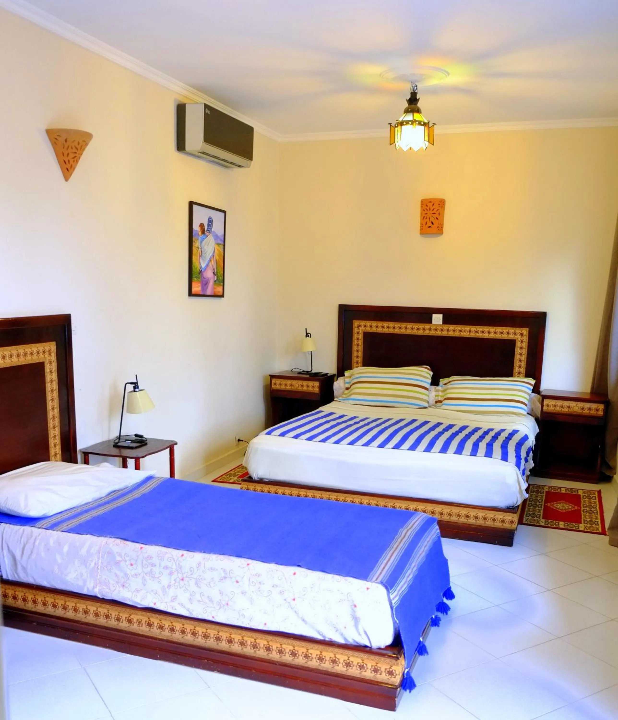 View (from property/room), Bed in Dar Omar Khayam