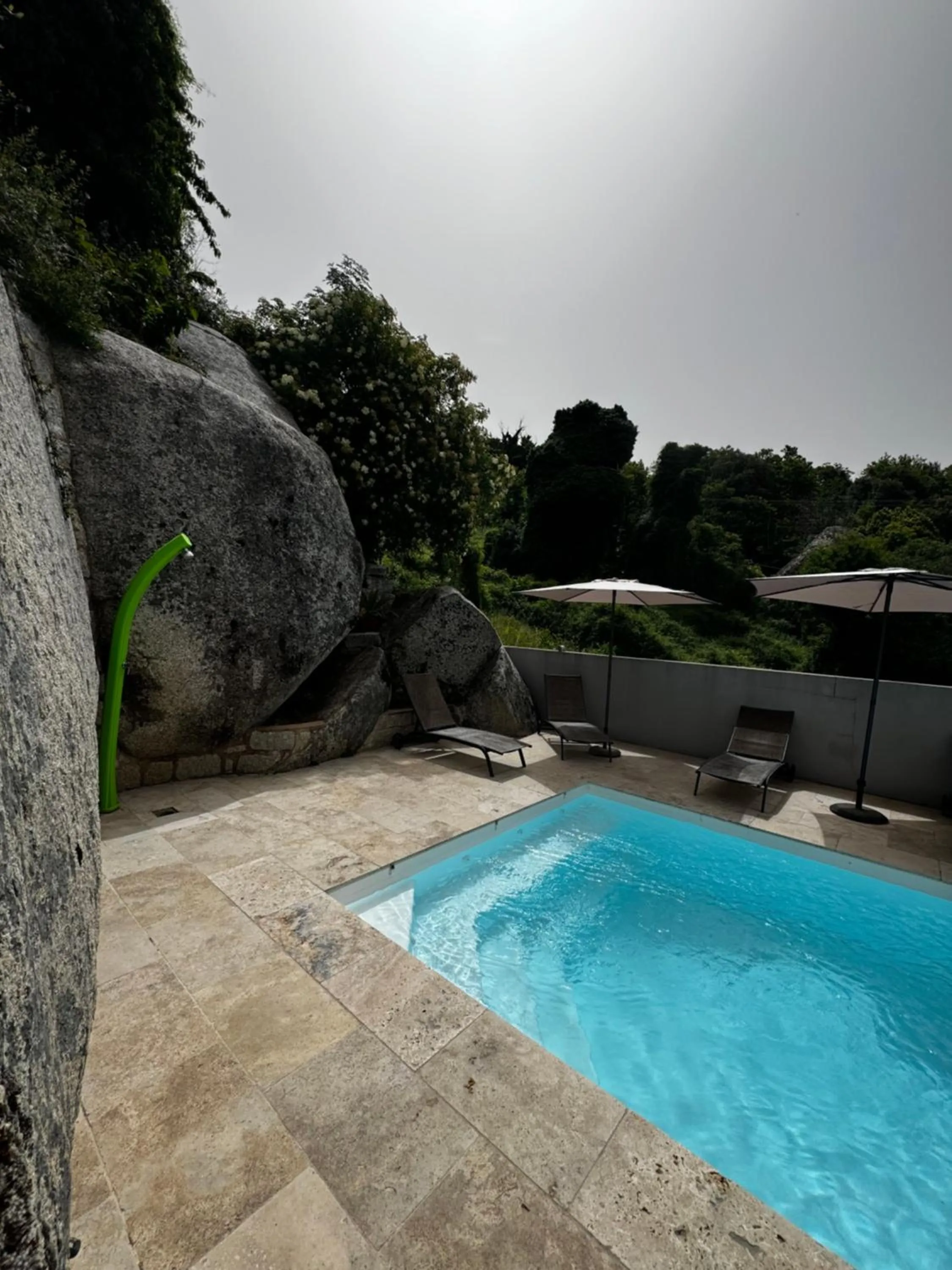 Swimming pool in Hotel Clair de Lune