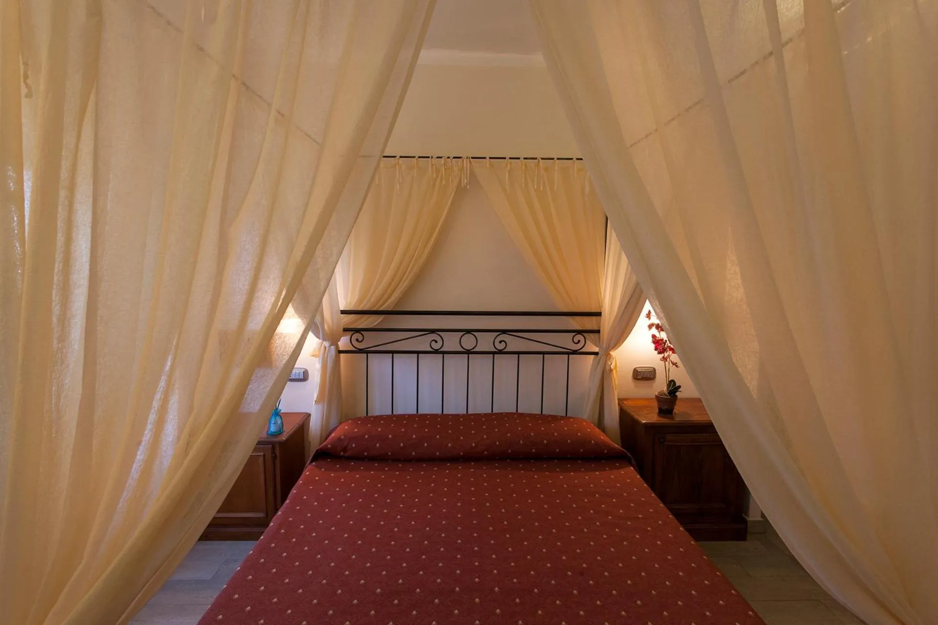 Bed in Boutique Hotel Ilio