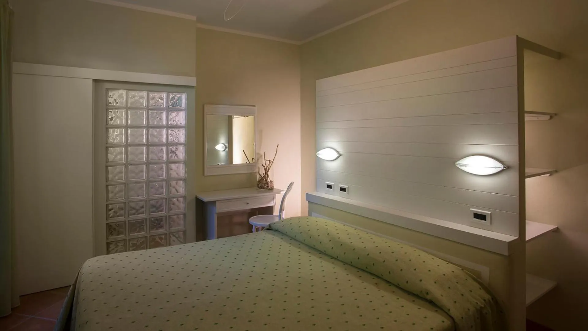 Bed in Boutique Hotel Ilio