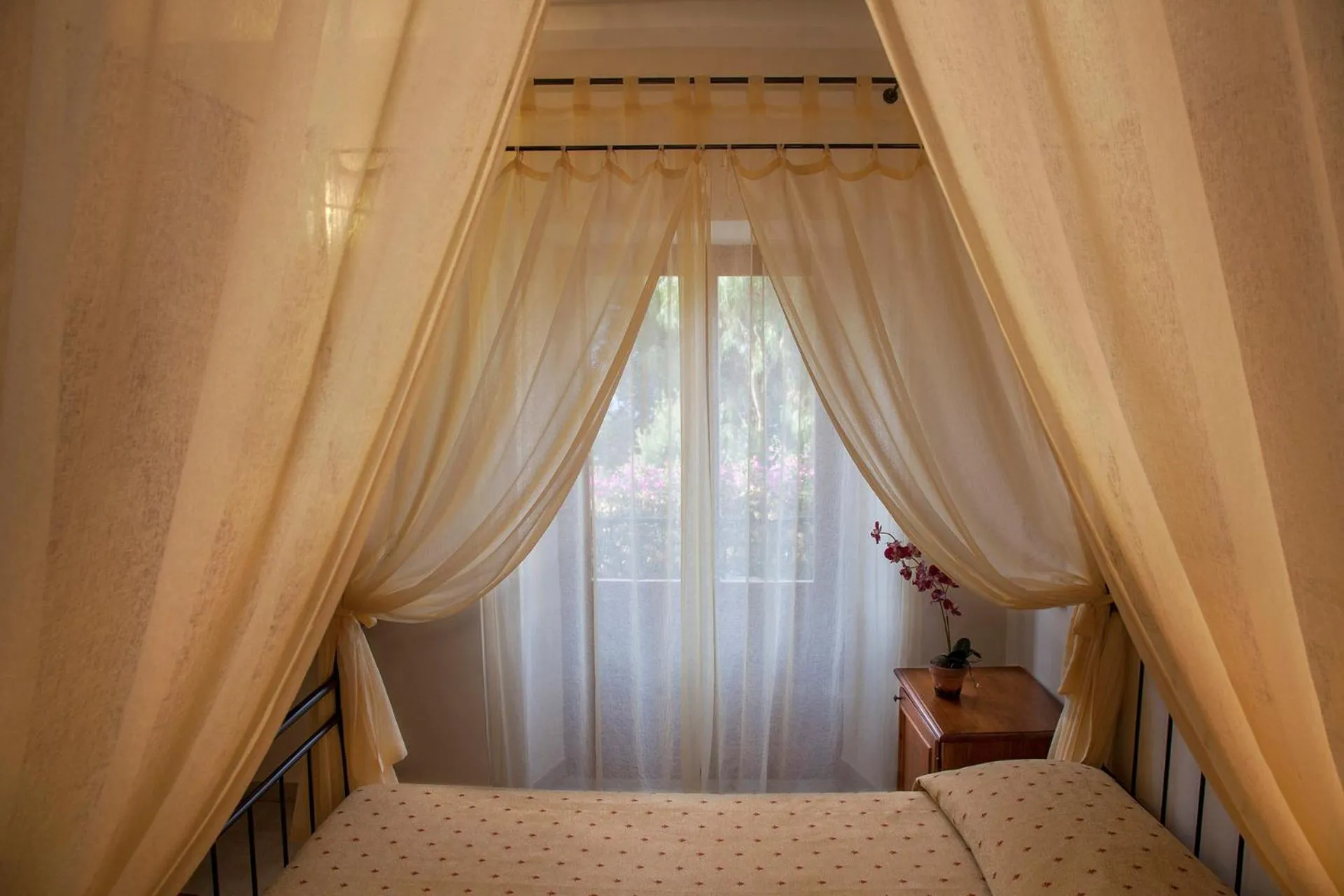 Bed in Boutique Hotel Ilio