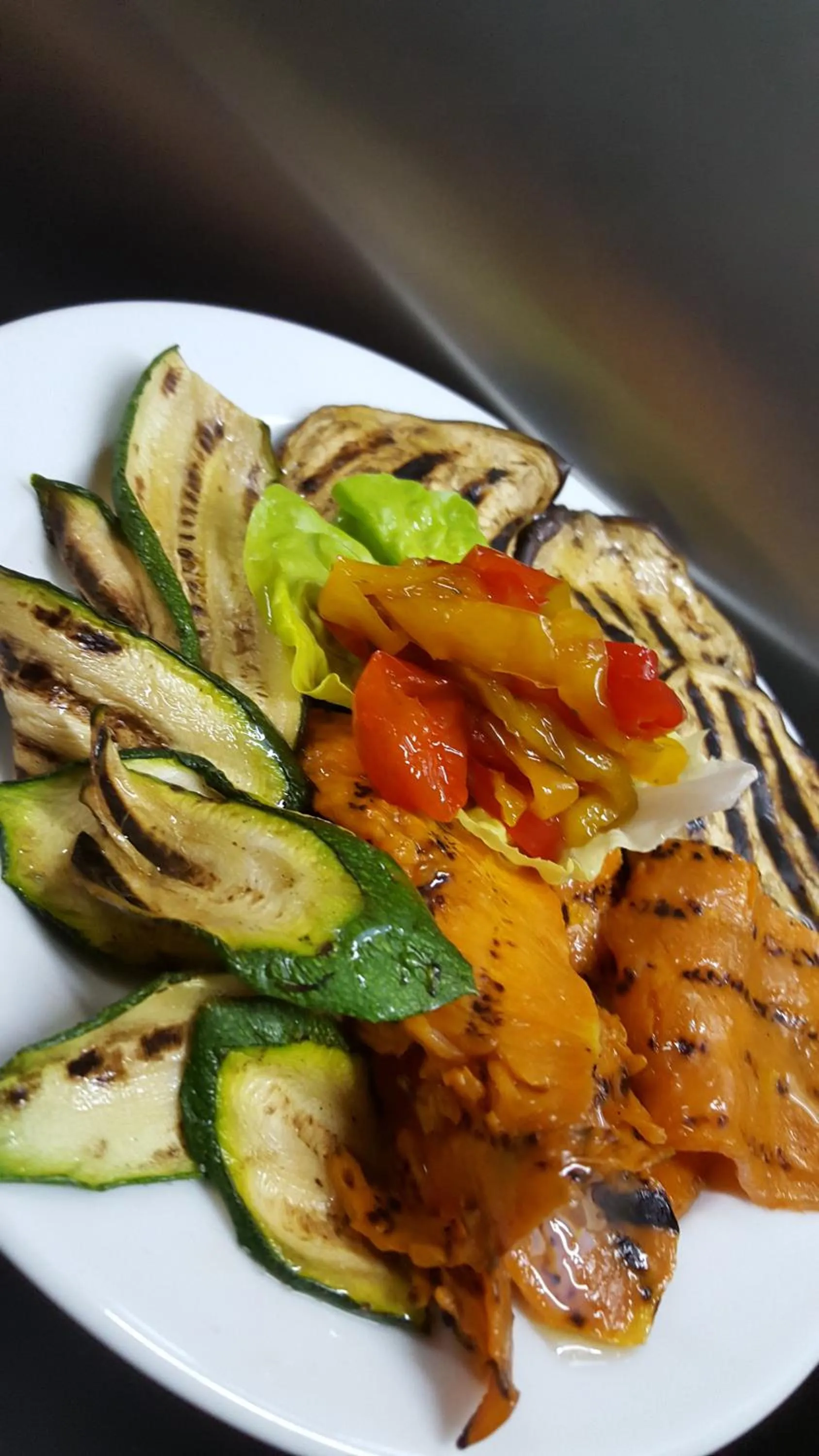 Restaurant/places to eat in B&B FISH