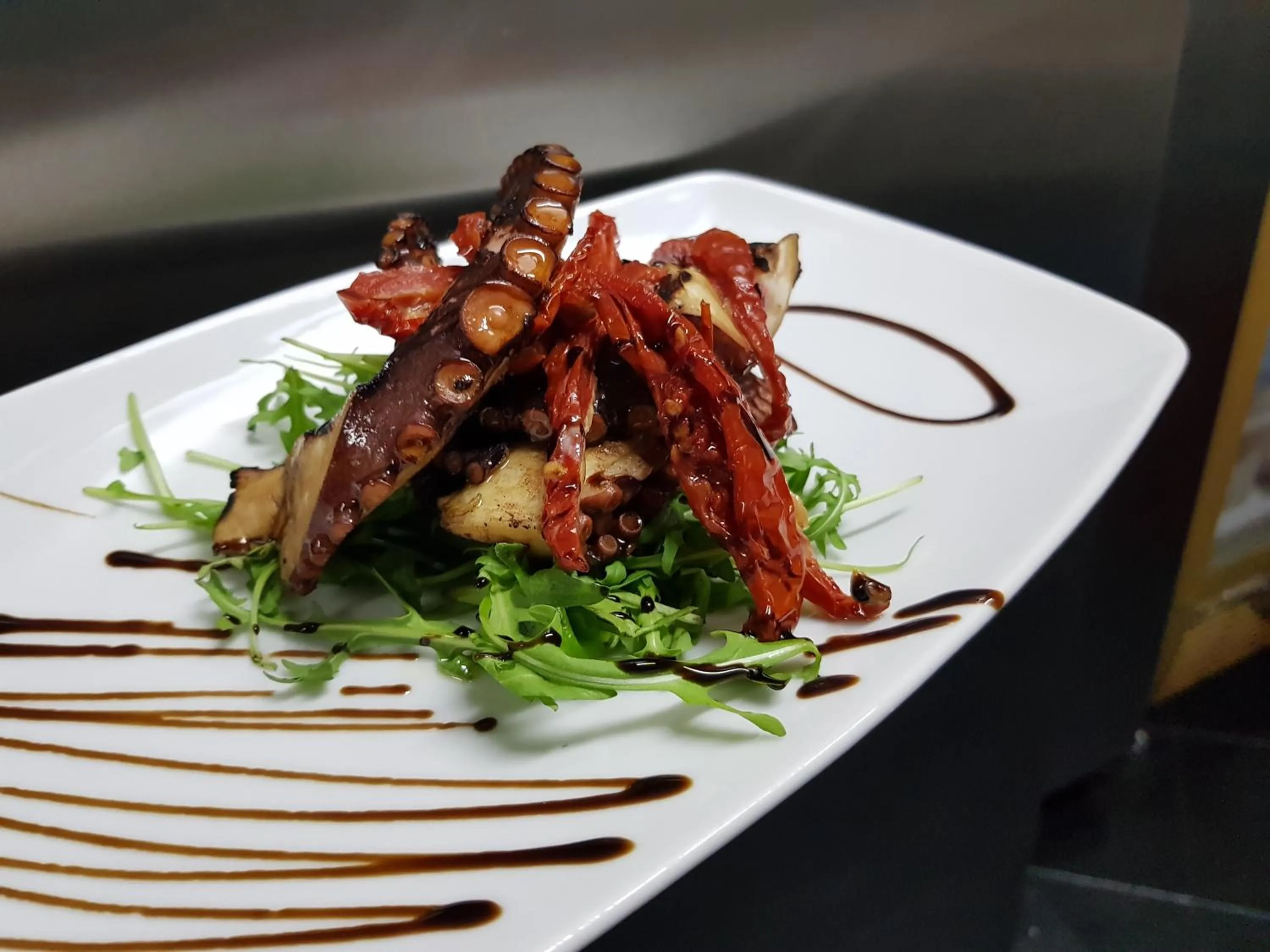 Restaurant/places to eat in B&B FISH