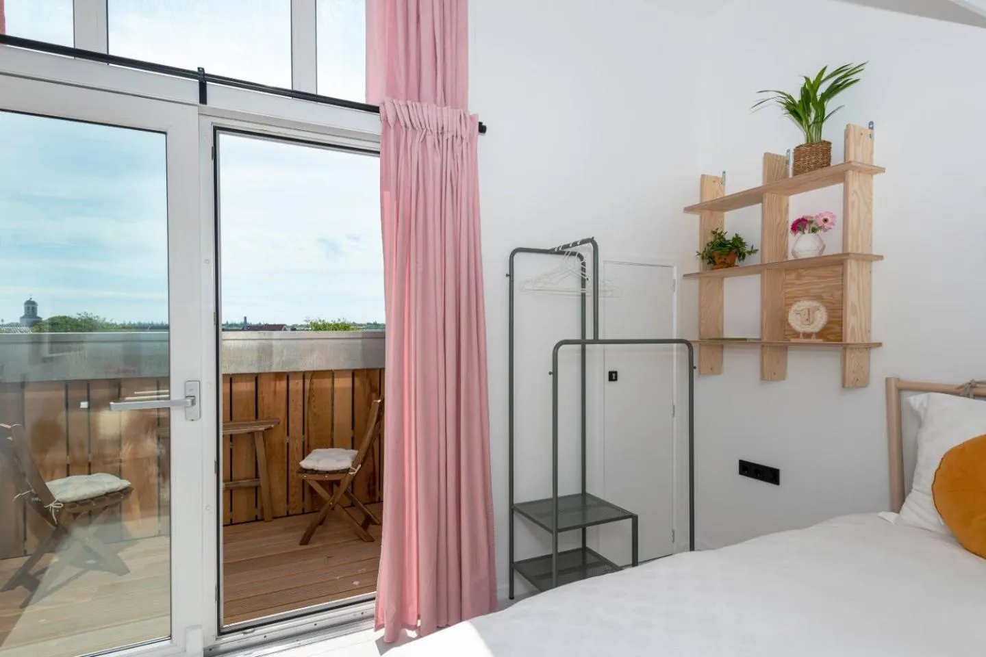 View (from property/room), Bed in B&B Duinblick