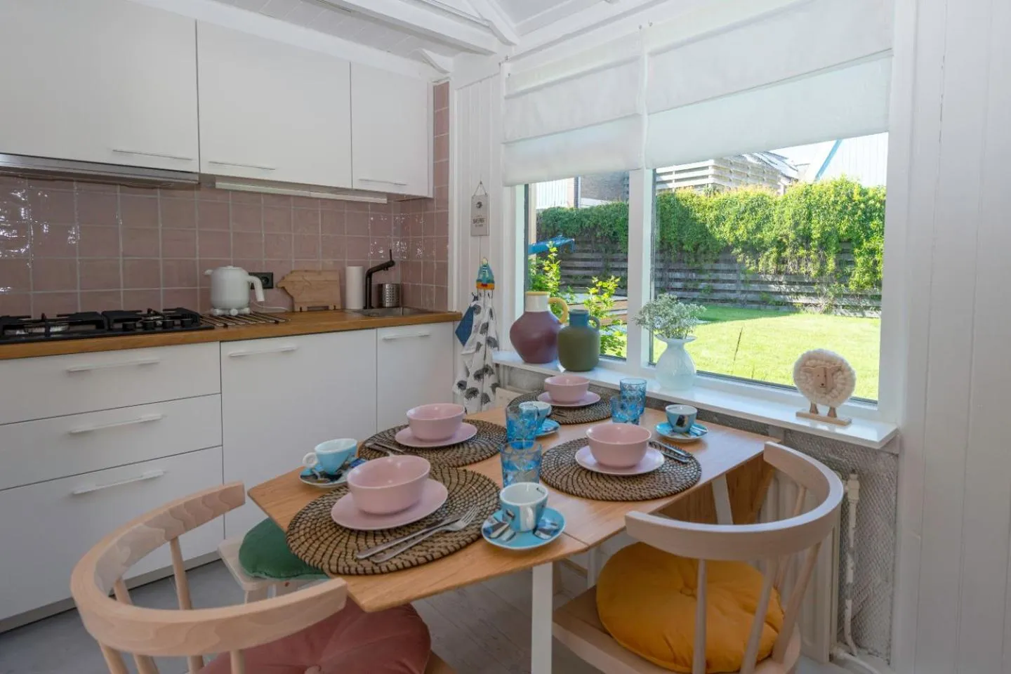 Kitchen or kitchenette in B&B Duinblick