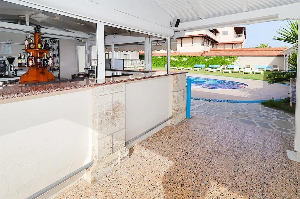 Swimming pool in Hanioti GrandOtel