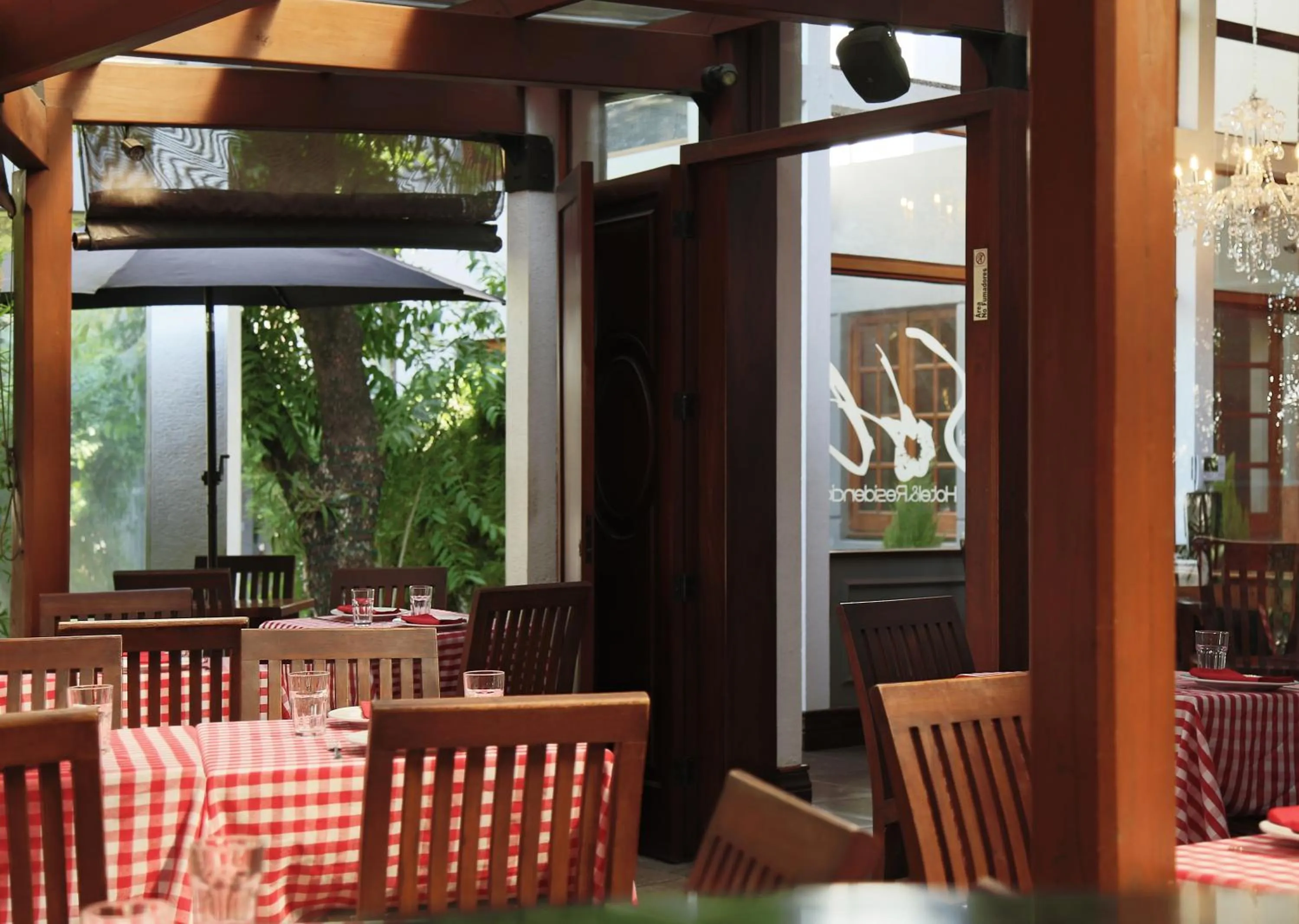 Restaurant/places to eat in Hotel Residencia del Sol