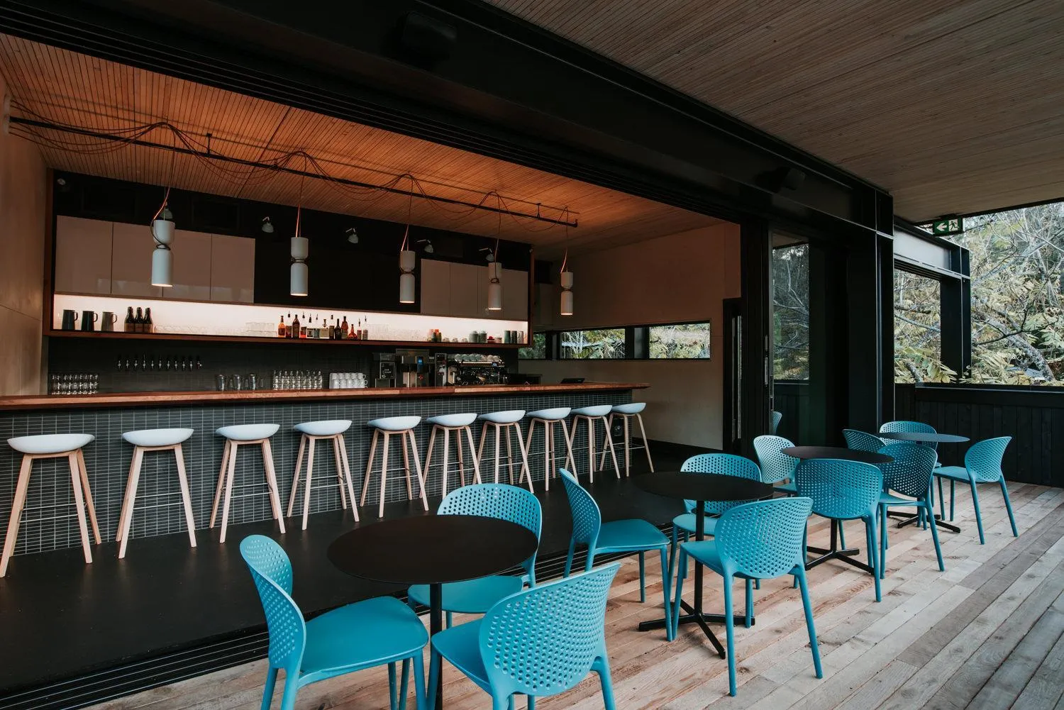 Balcony/Terrace in Sunwolf Riverside Cabins