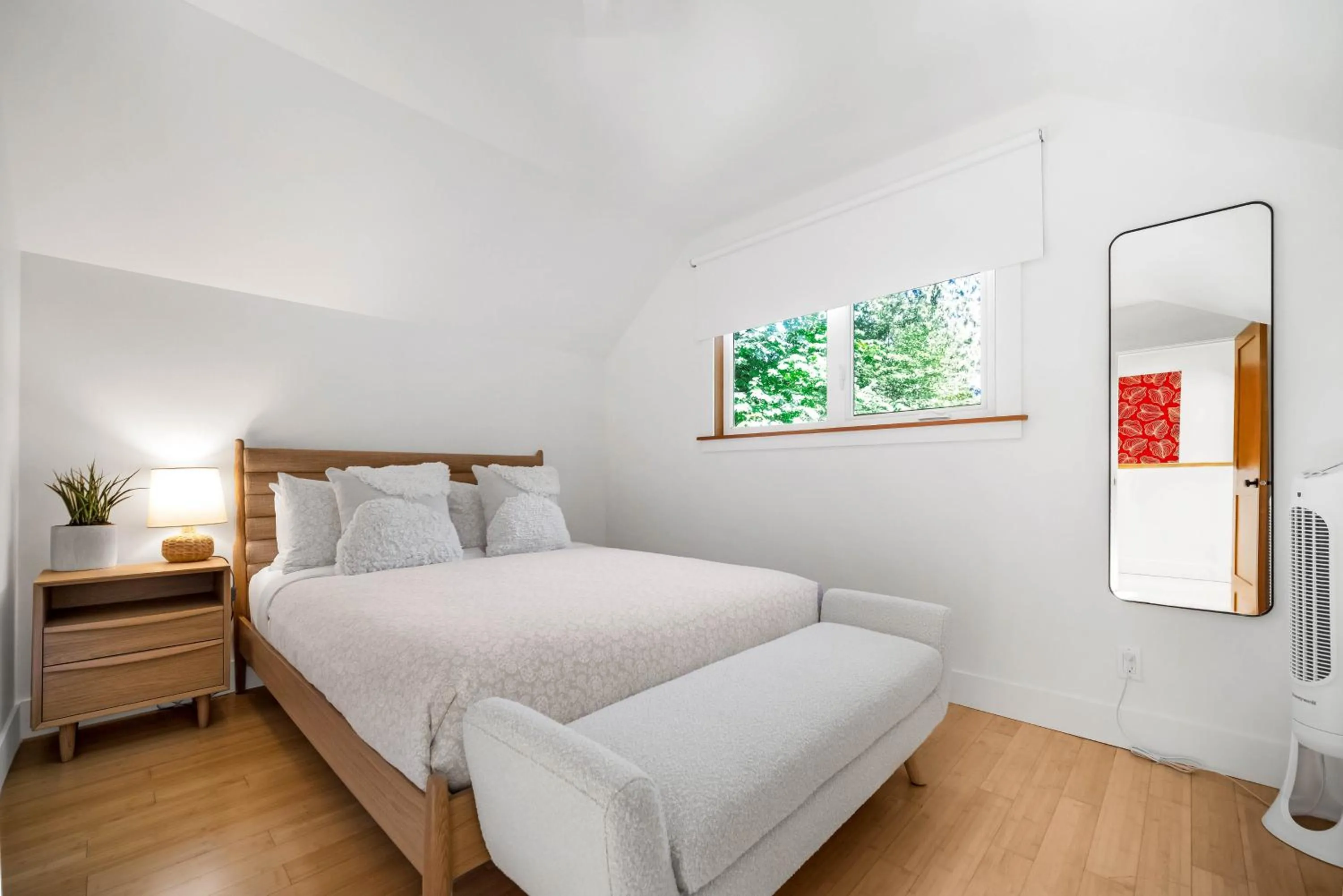 Bedroom, Bed in Sunwolf Riverside Cabins