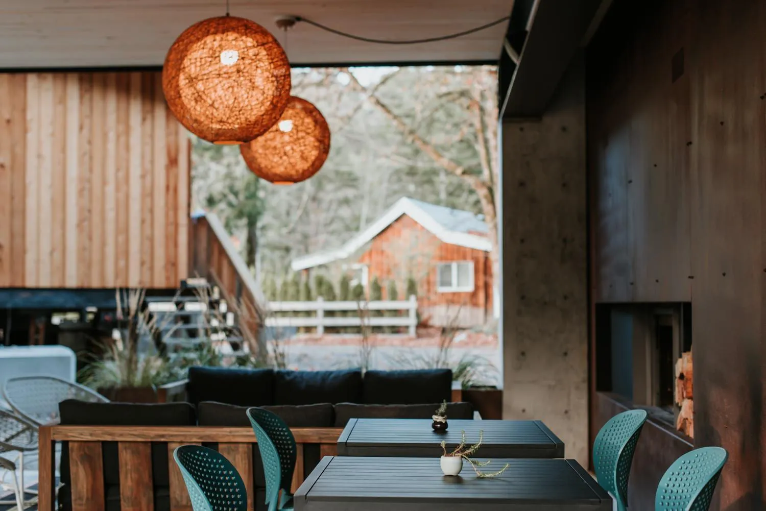 Restaurant/places to eat in Sunwolf Riverside Cabins