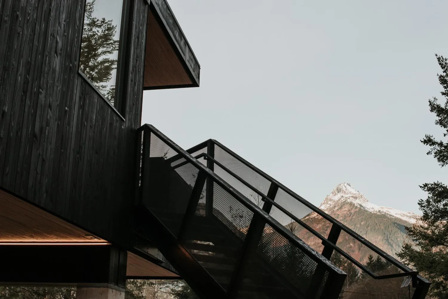 Balcony/Terrace in Sunwolf Riverside Cabins
