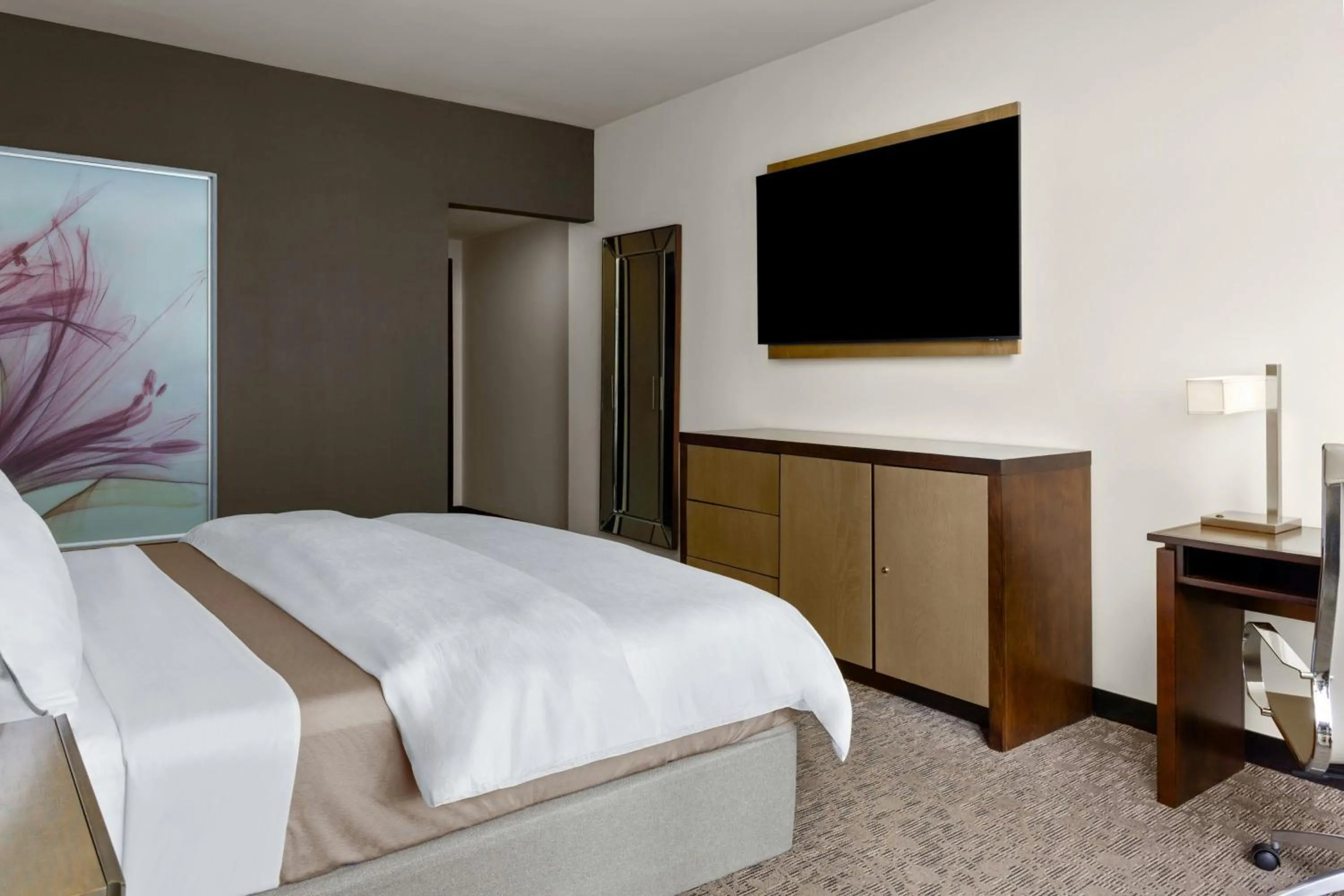 Photo of the whole room, Bed in The Westin Panama