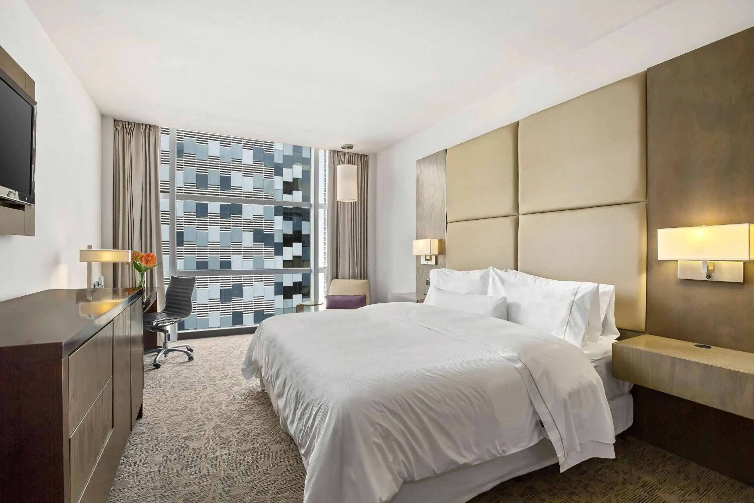 Deluxe, Guest room, 1 King, City view in The Westin Panama Deluxe, Guest room, 1 King, City view in The Westin Panama