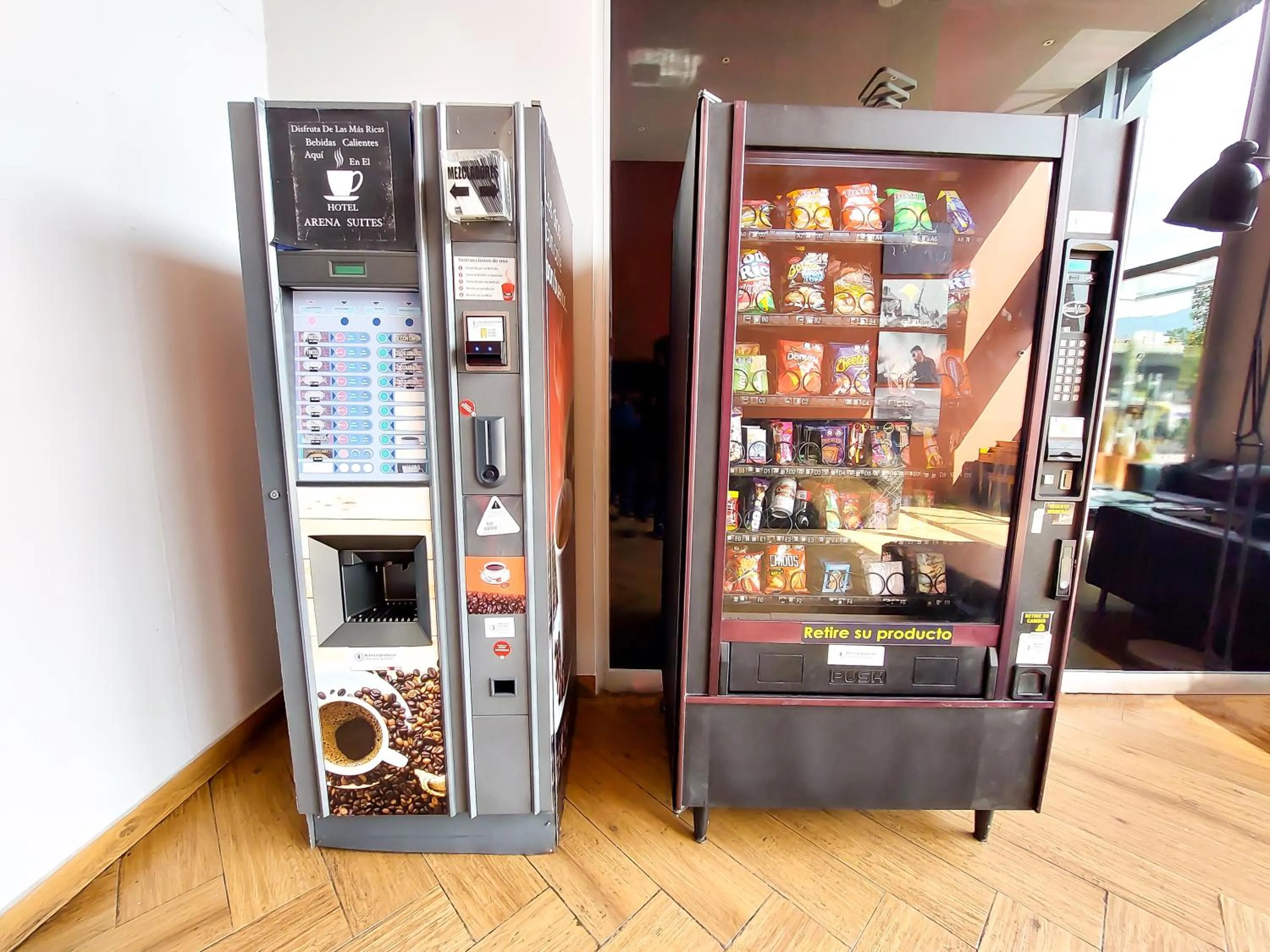Lobby or reception in Hotel Arena Suites Movistar Arena