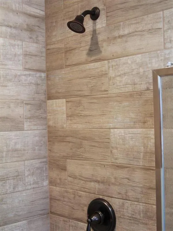 Property building in Hurricane Hideaway Lodging