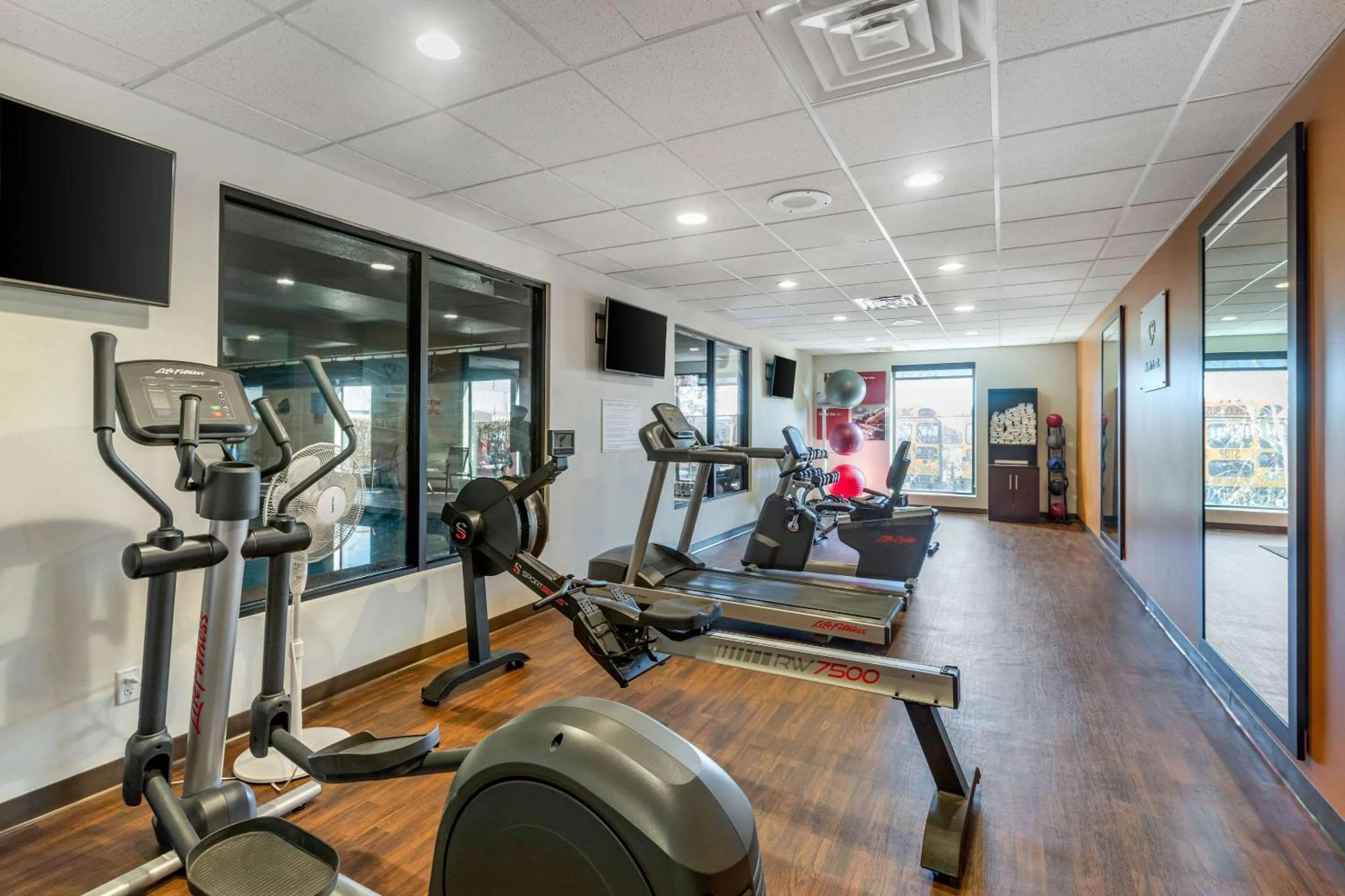 Fitness centre/facilities in Comfort Suites Near Denver Downtown