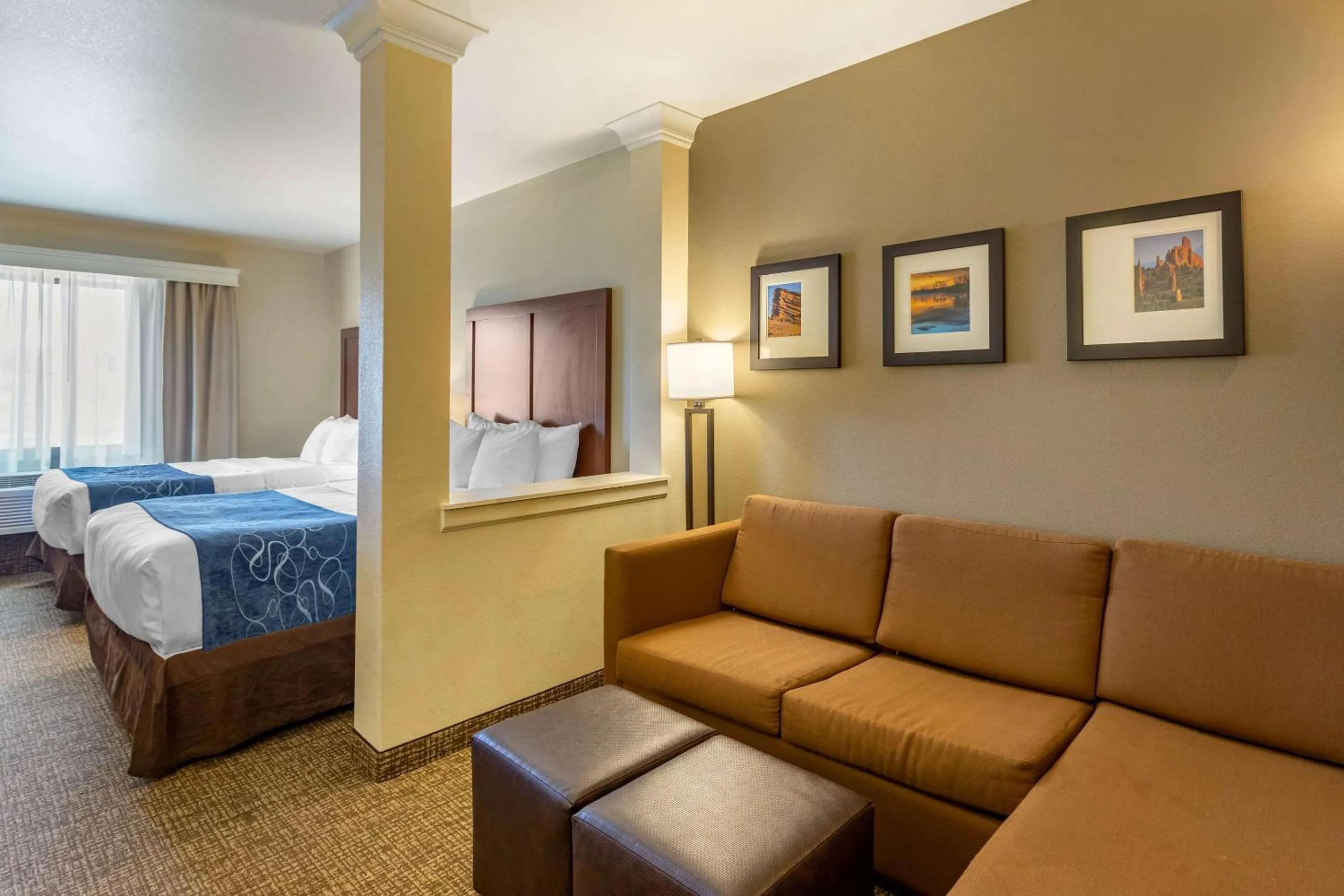 Bedroom, Bed in Comfort Suites Near Denver Downtown