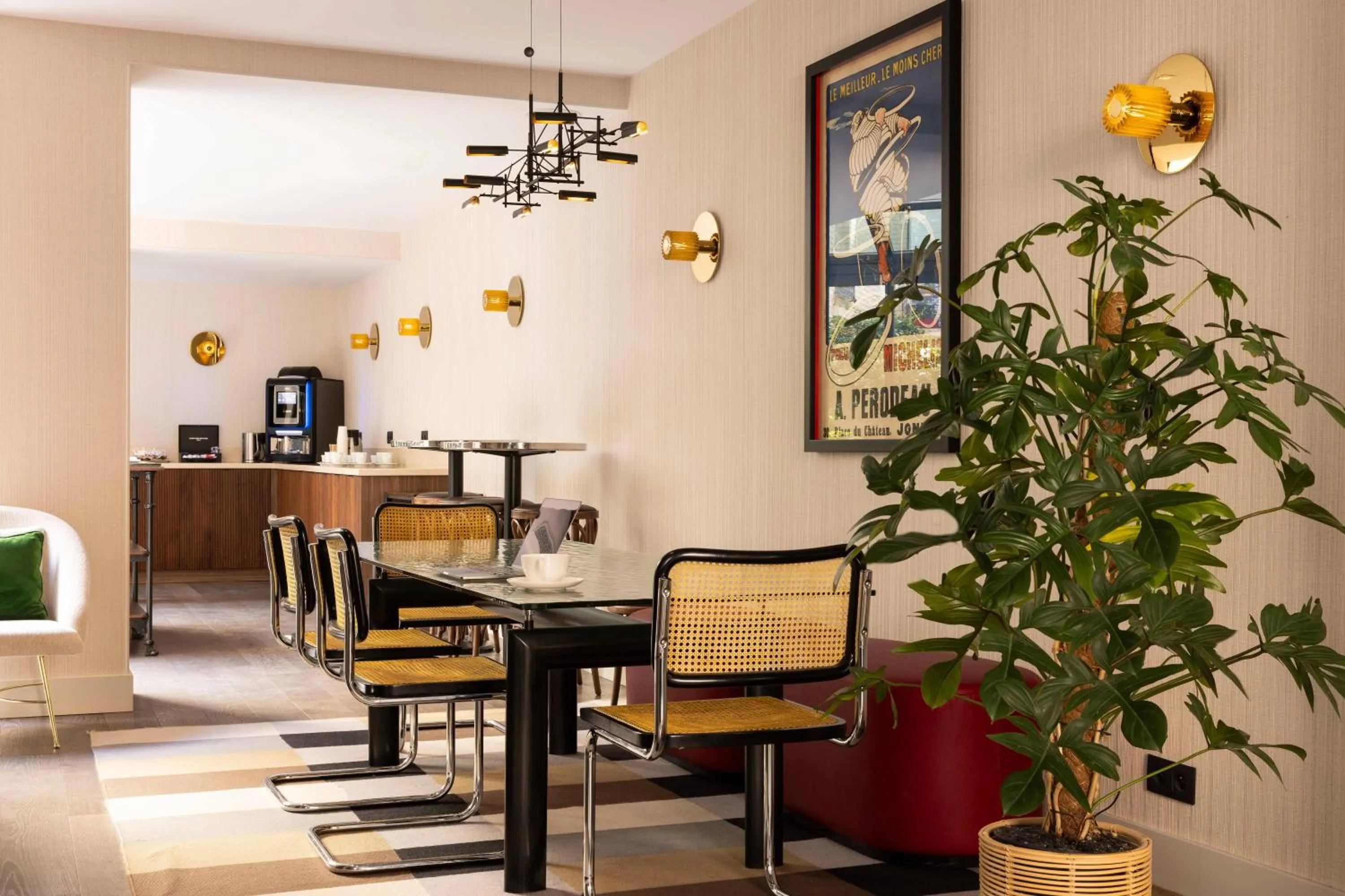 Living room in Hôtel Moderniste