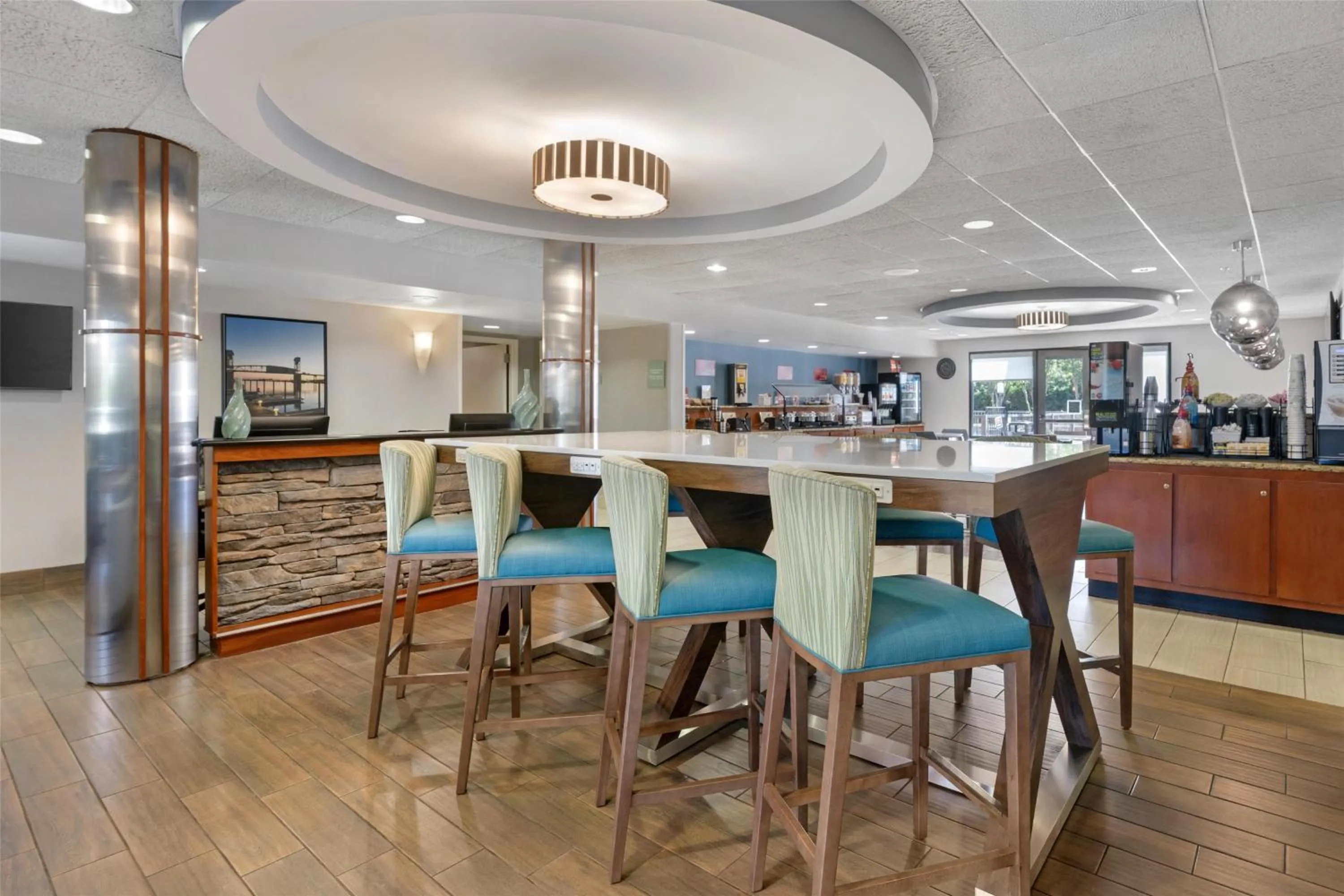 Lobby or reception in Best Western Plus Wilmington / Wrightsville Beach