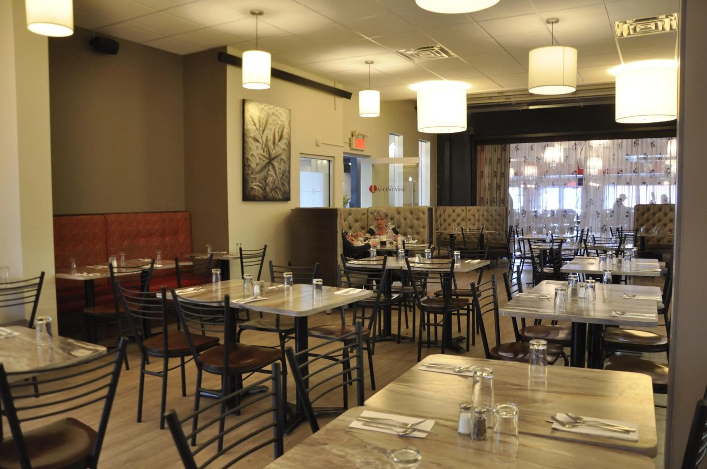 Restaurant/places to eat in Hôtel Centre-Ville