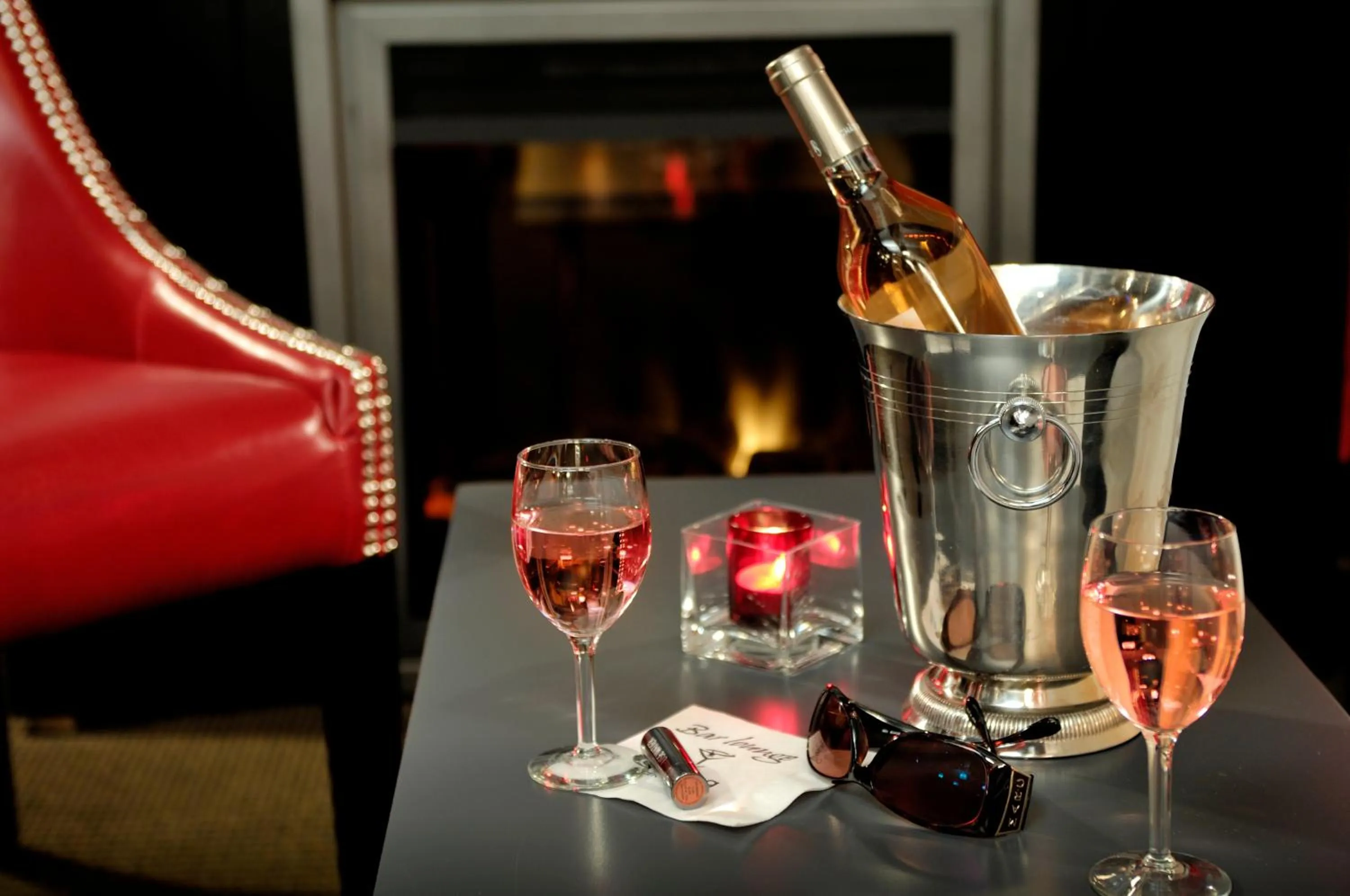 Lounge or bar in Hôtel Centre-Ville