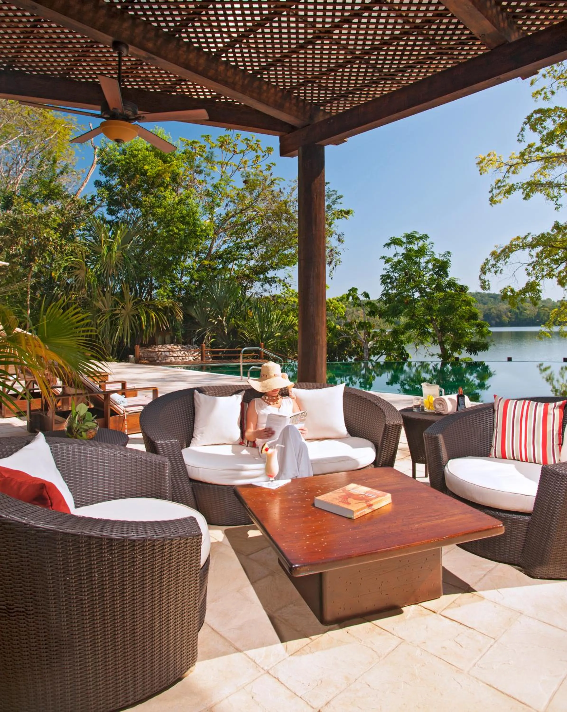 Restaurant/places to eat in Las Lagunas Boutique Hotel