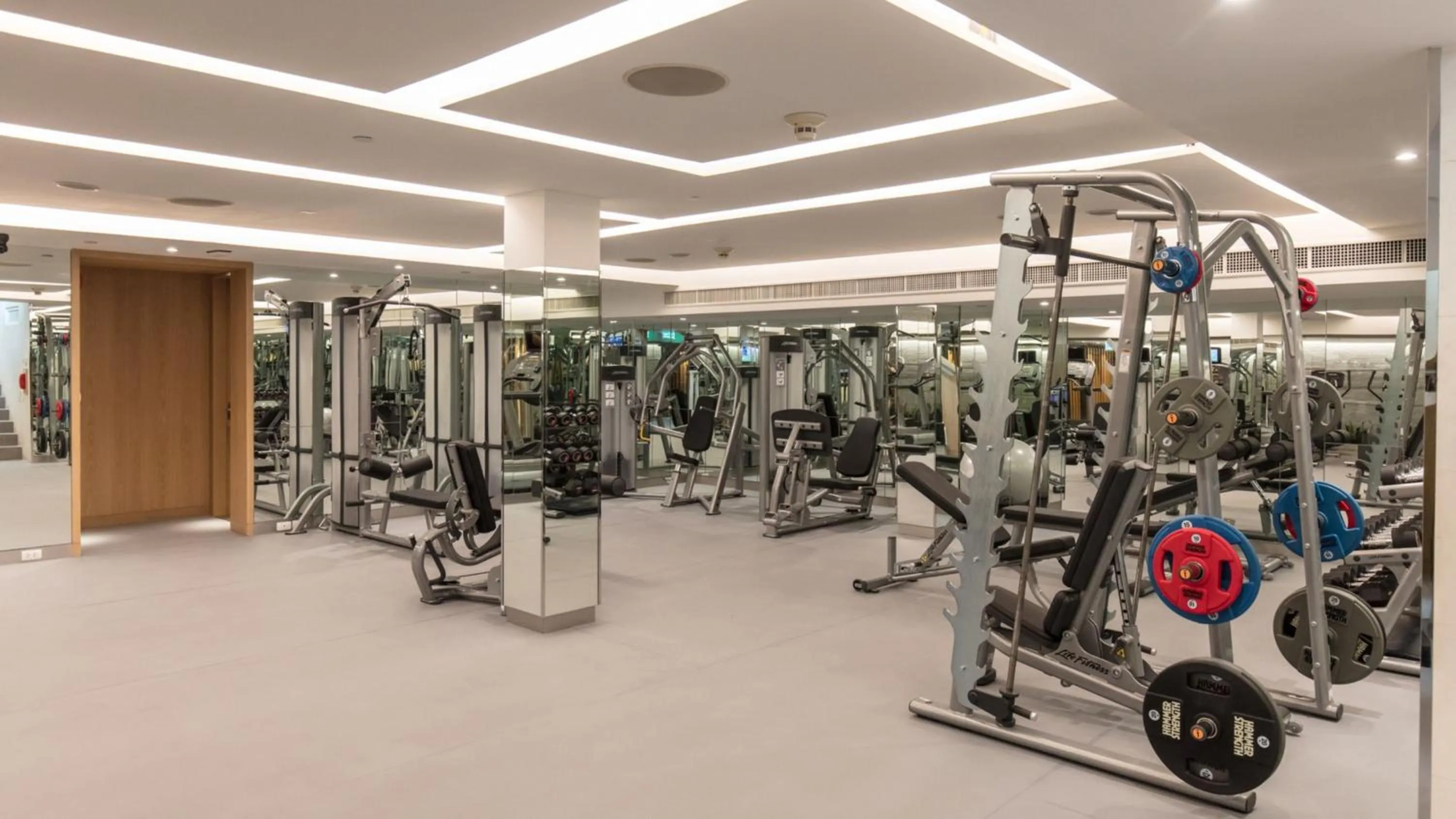 Fitness centre/facilities in Holiday Inn Bangkok by IHG