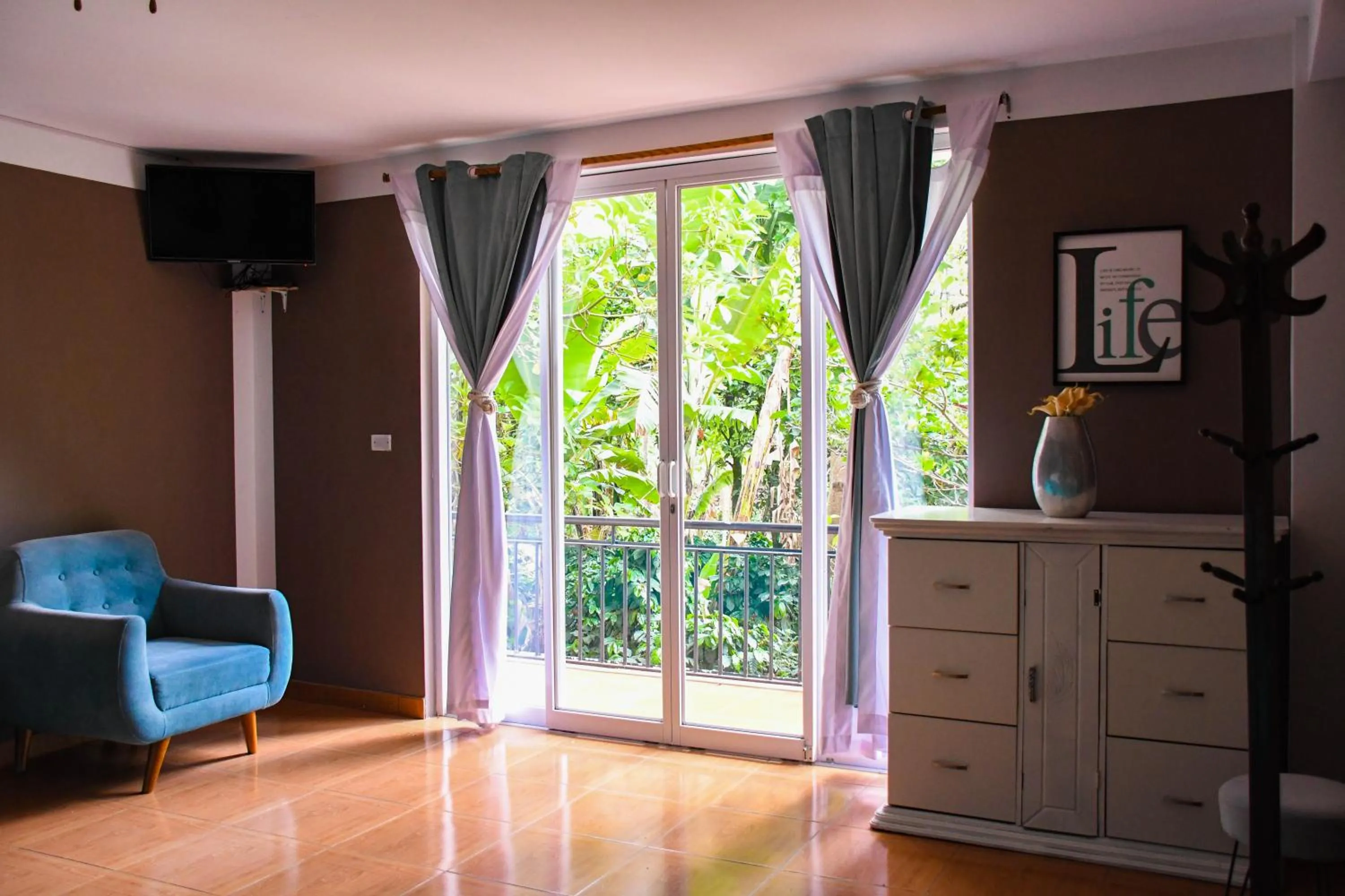 Bedroom in Zoila's Suite Escape