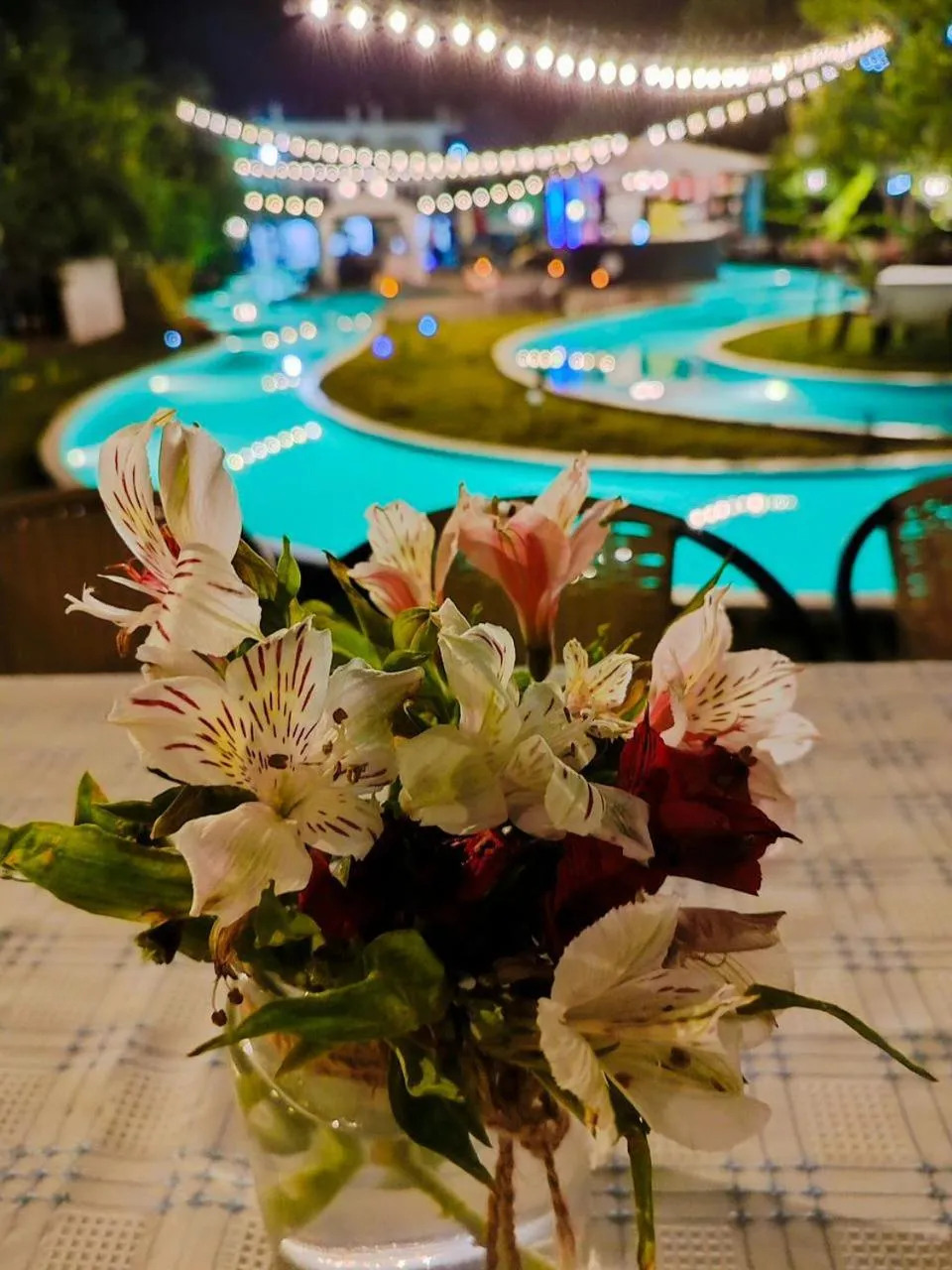 Restaurant/places to eat in Zoila's Suite Escape