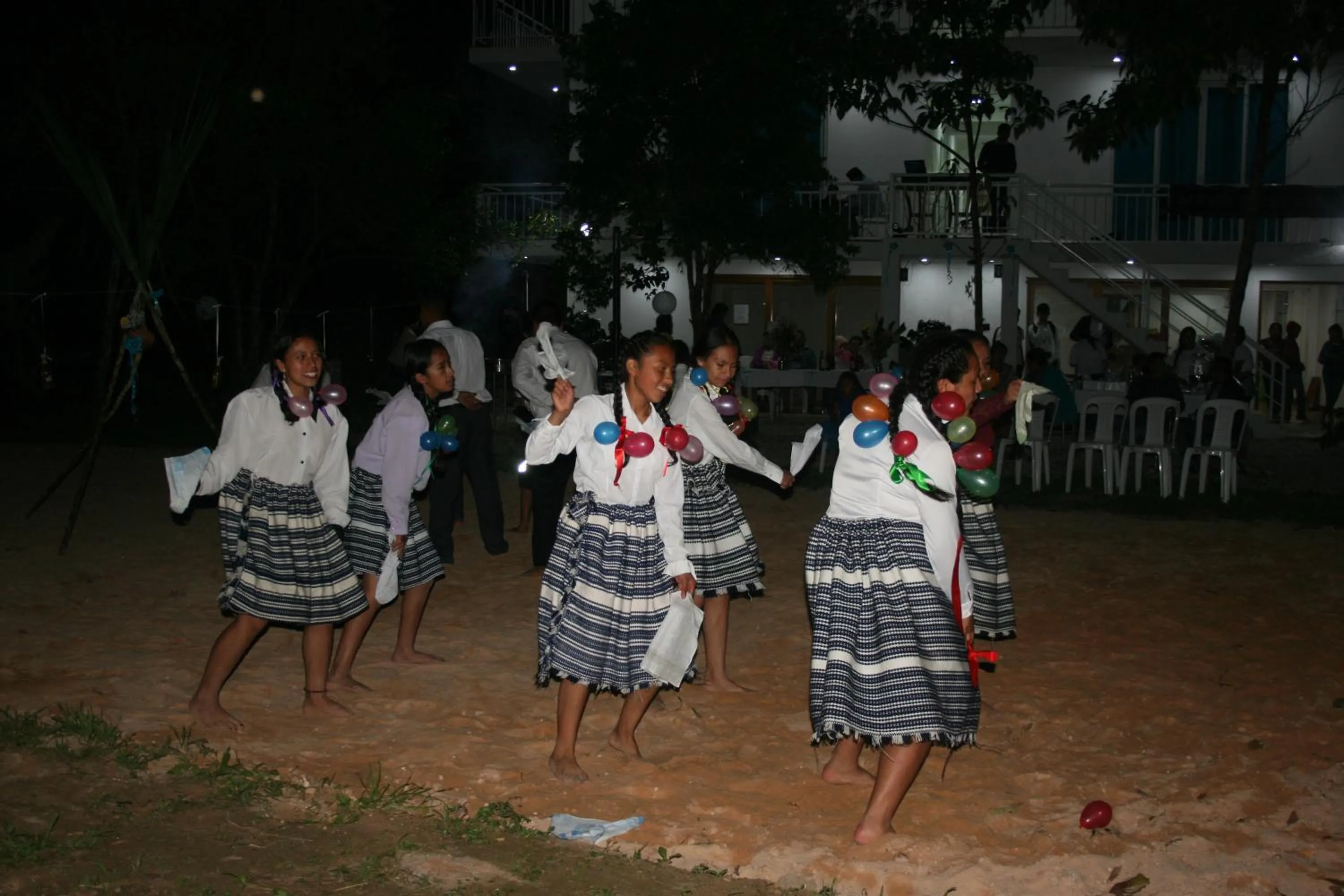 Evening entertainment in Zoila's Suite Escape