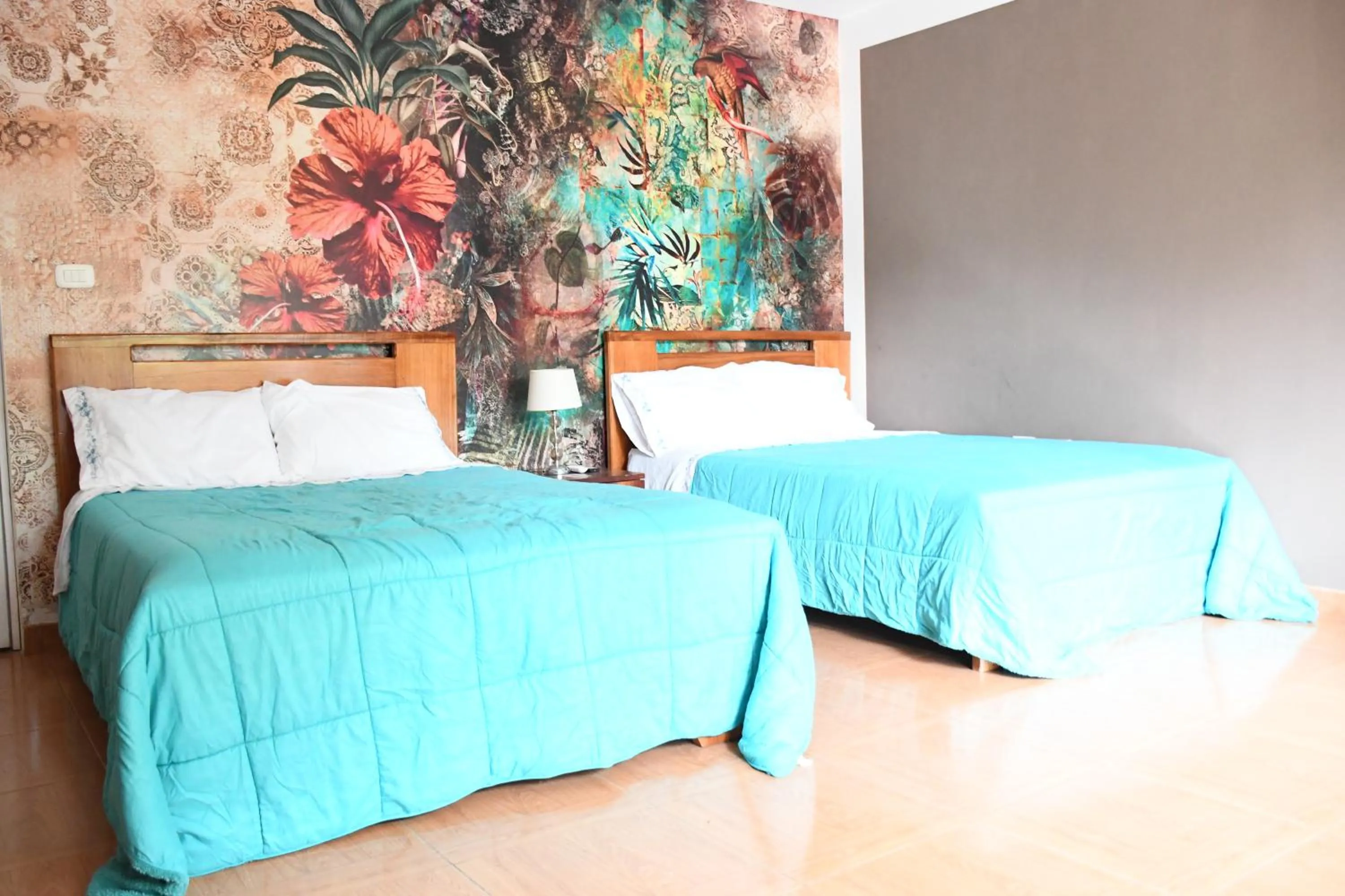 Bed in Zoila's Suite Escape