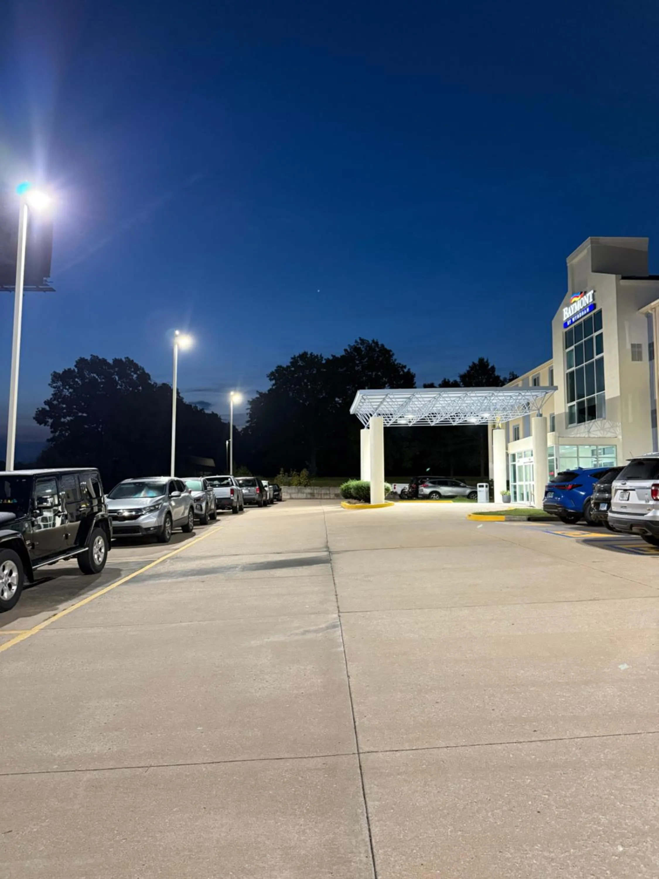 Property building in Baymont by Wyndham Kingdom City