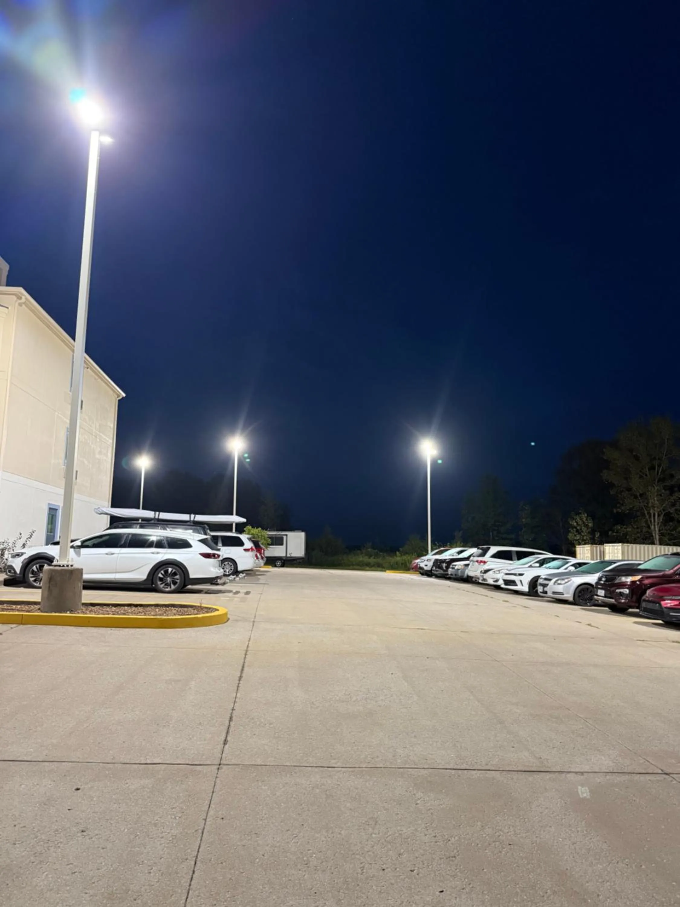 Night in Baymont by Wyndham Kingdom City