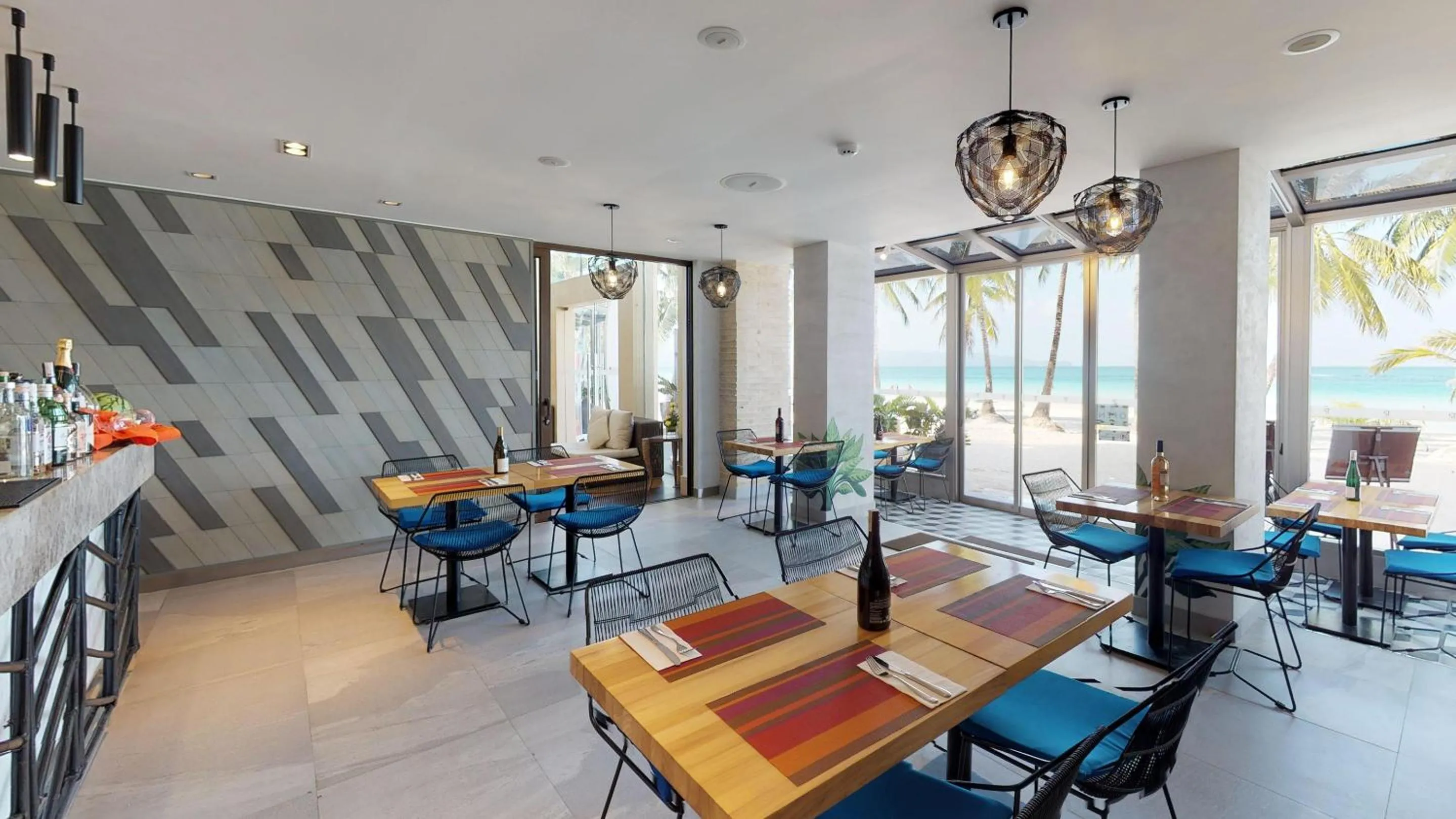 Restaurant/places to eat in The District Boracay