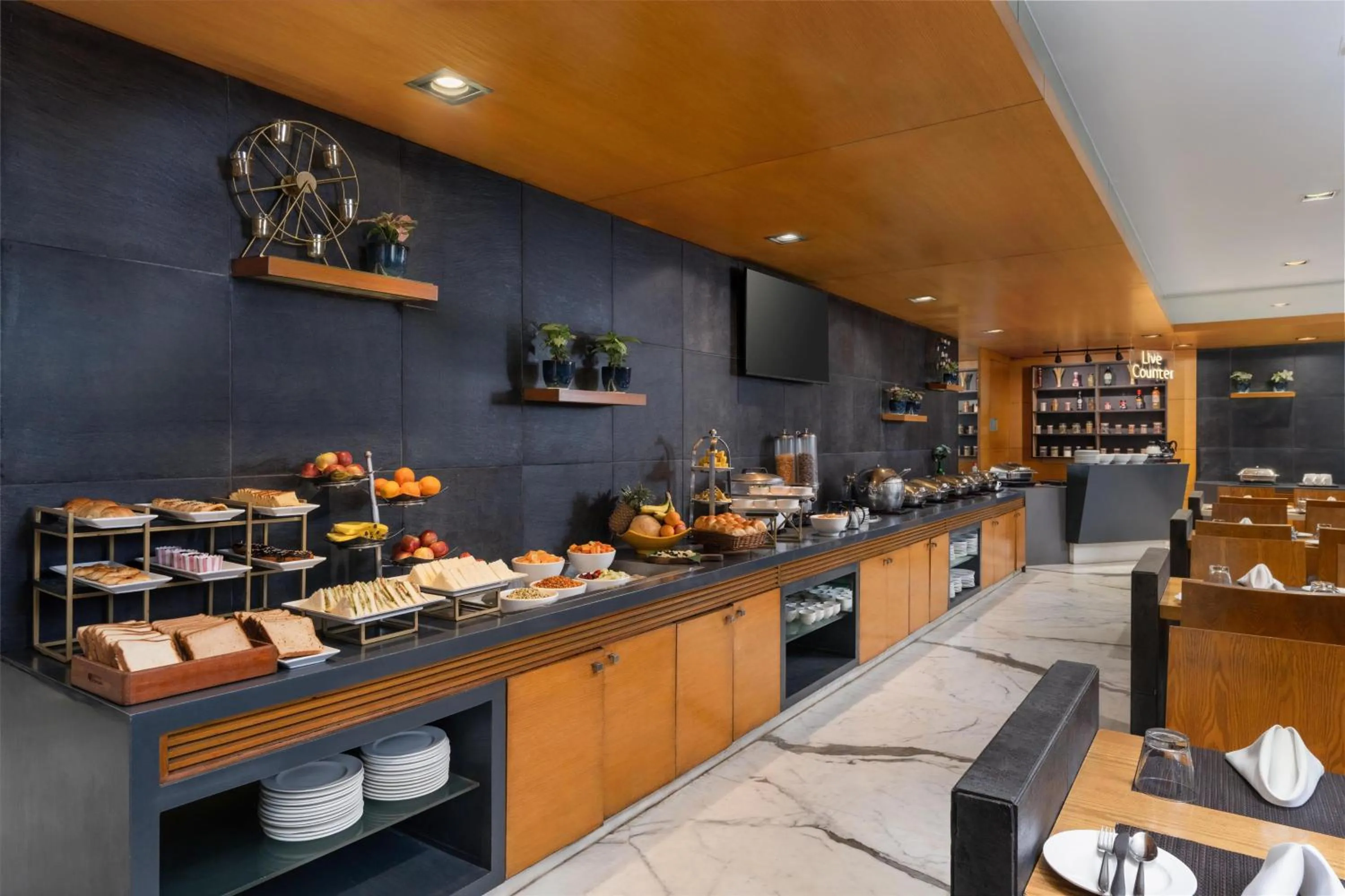 Breakfast in Country Inn & Suites By Radisson Navi Mumbai