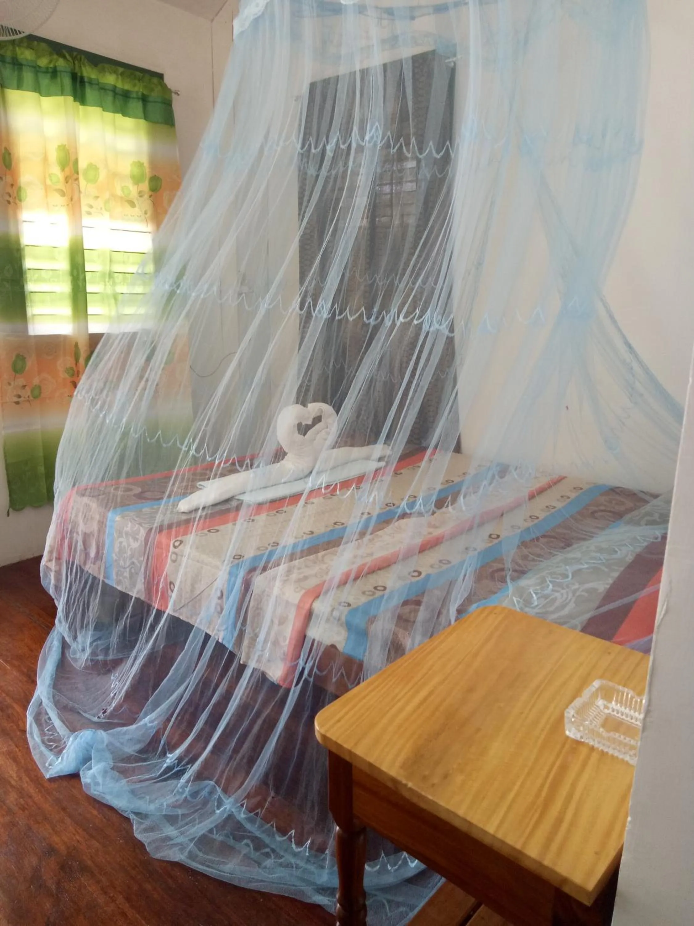 Bed in Jeno Tourist Inn