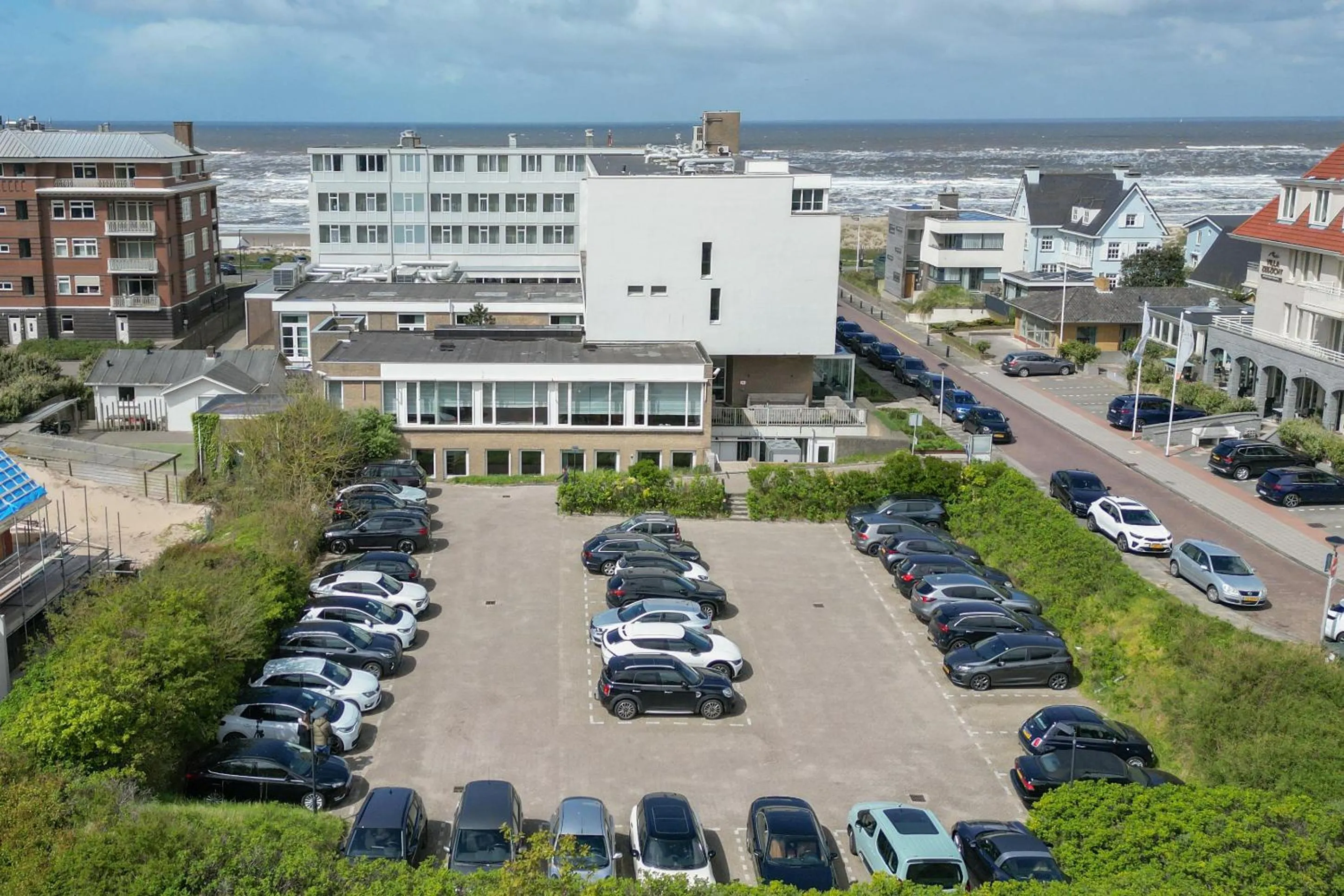 Parking in Hotel de Baak Seaside