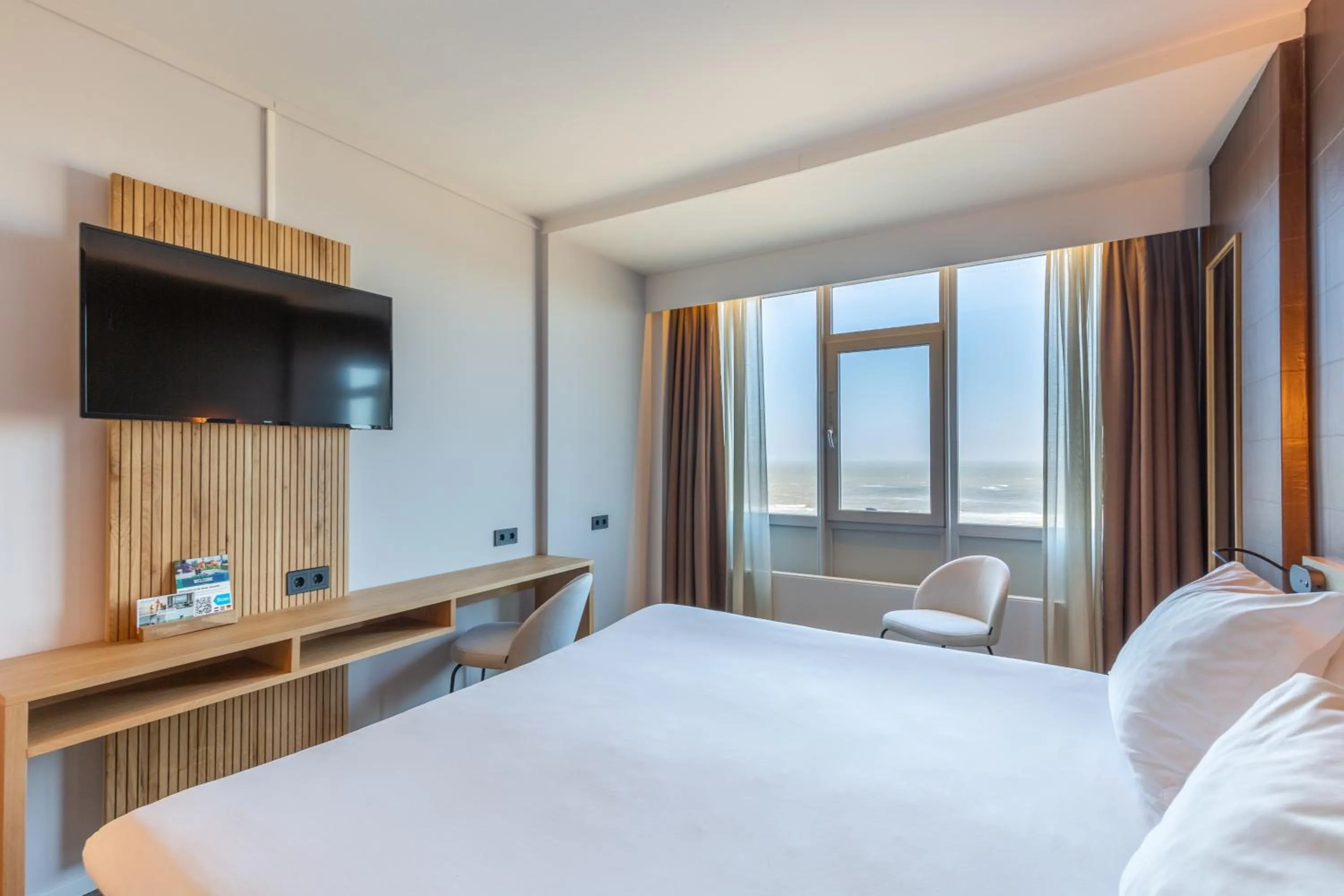 Bedroom, Bed in Hotel de Baak Seaside