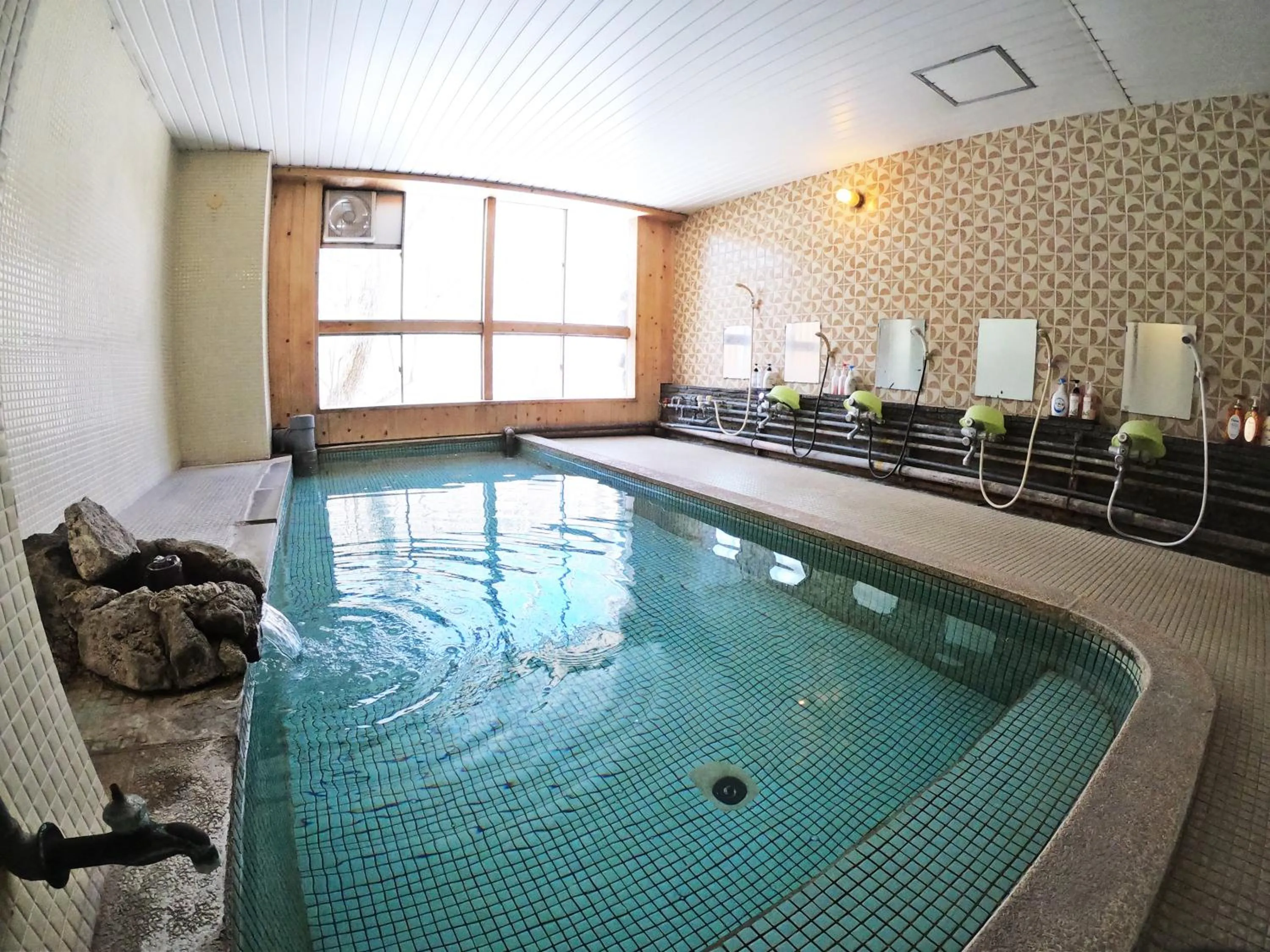 Public Bath in Villa Alpen