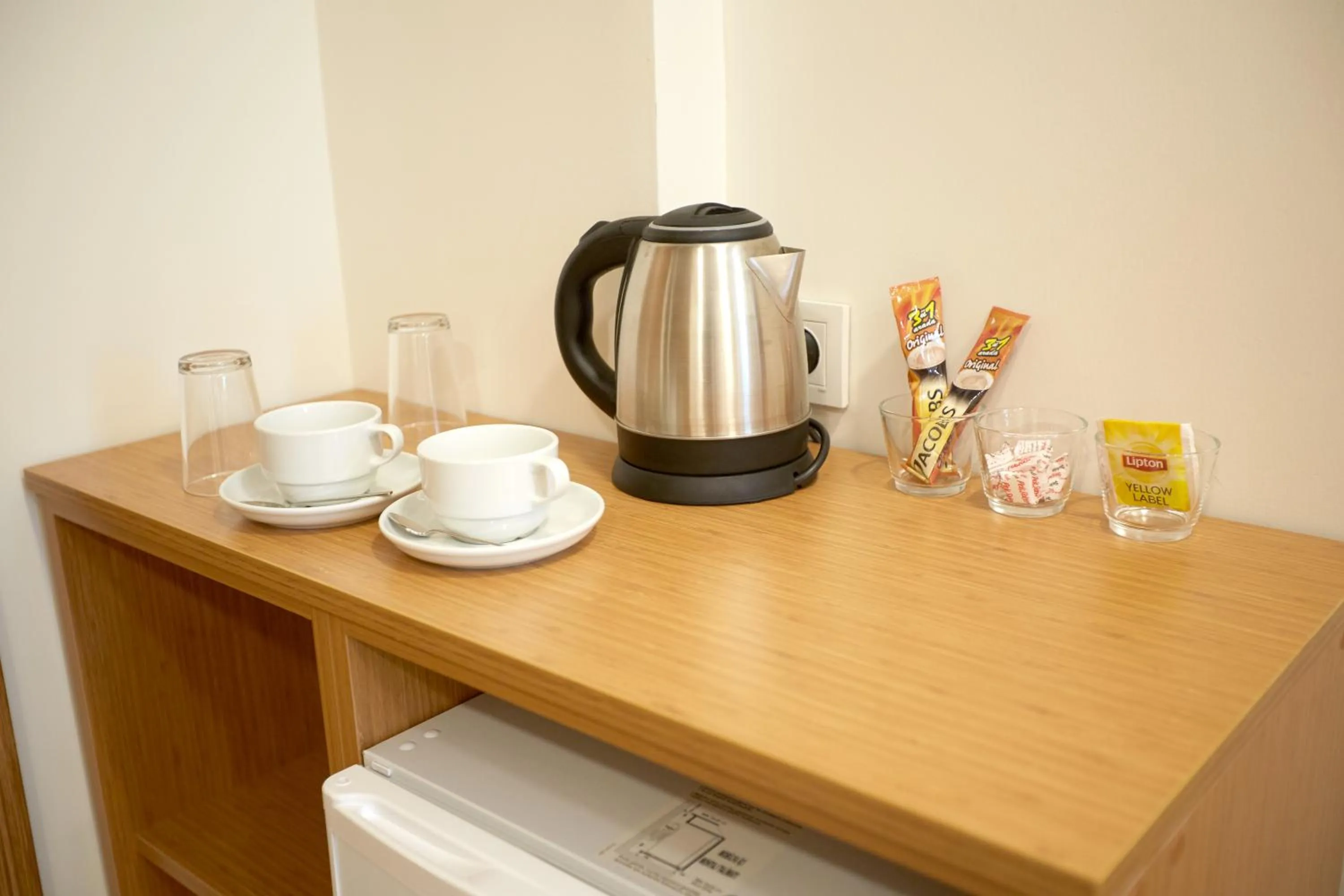 Coffee/tea facilities in Kartal Palace Taksim Square FAMILY HOTEL