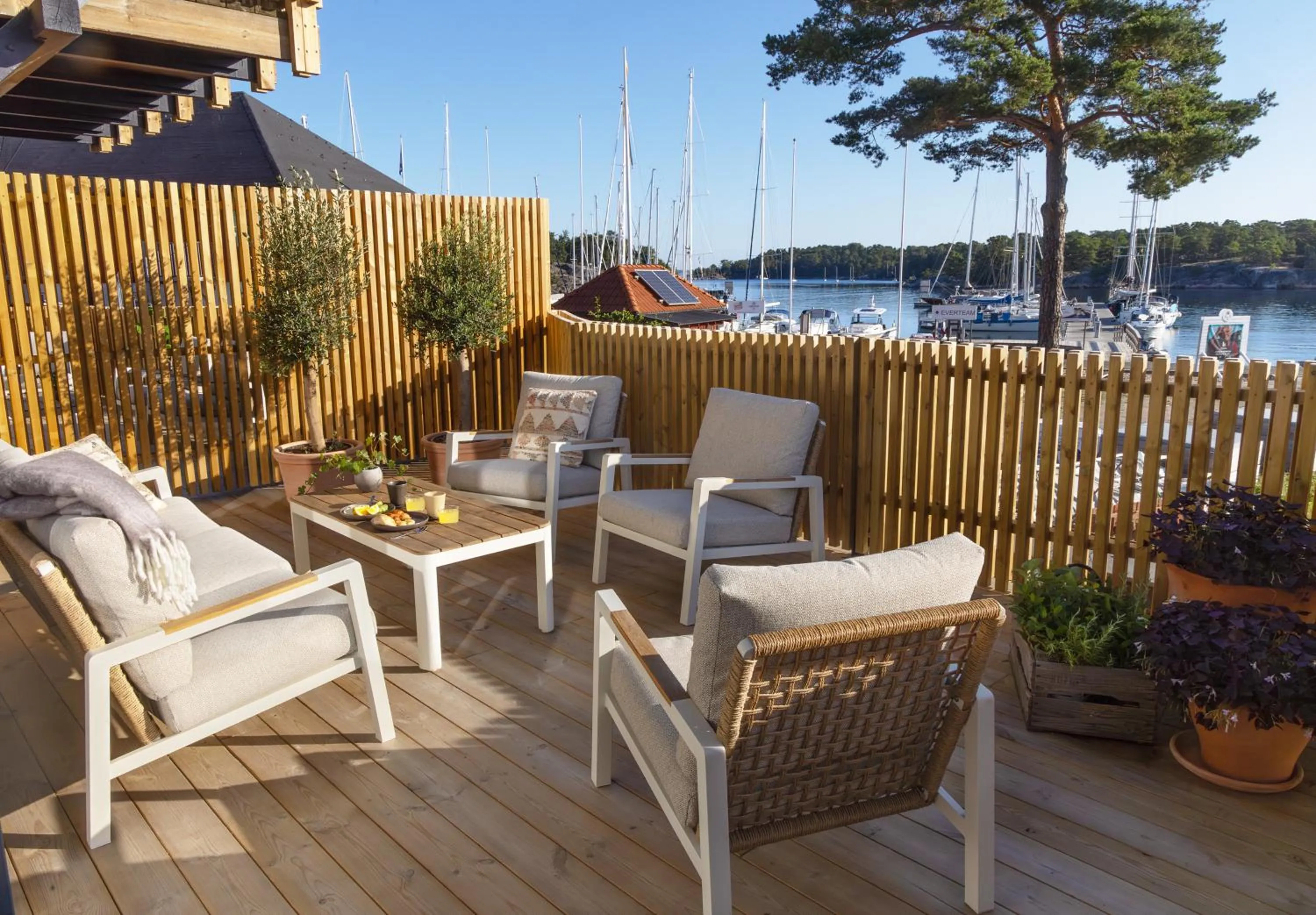 Day in Sandhamn Seglarhotell