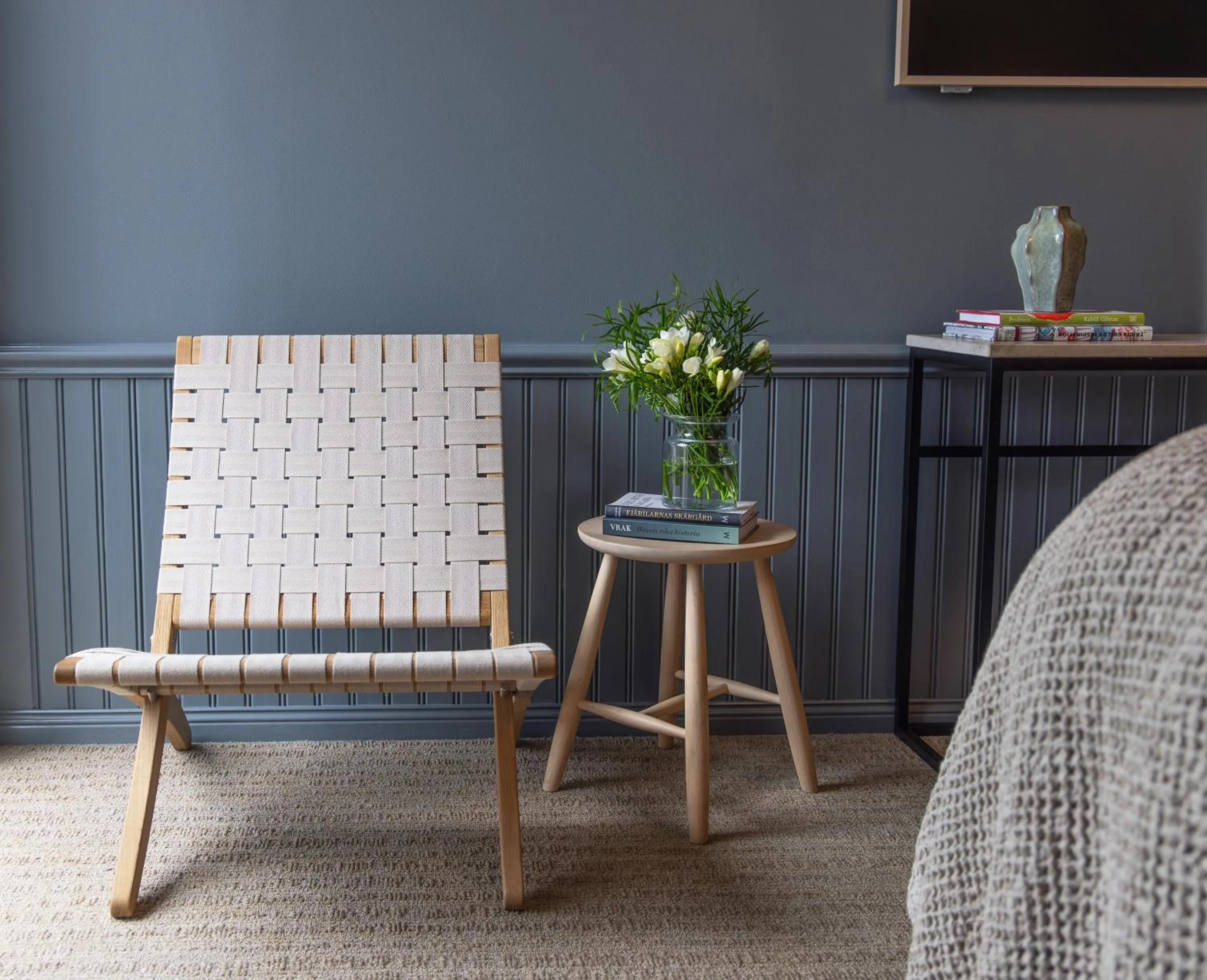 Photo of the whole room in Sandhamn Seglarhotell