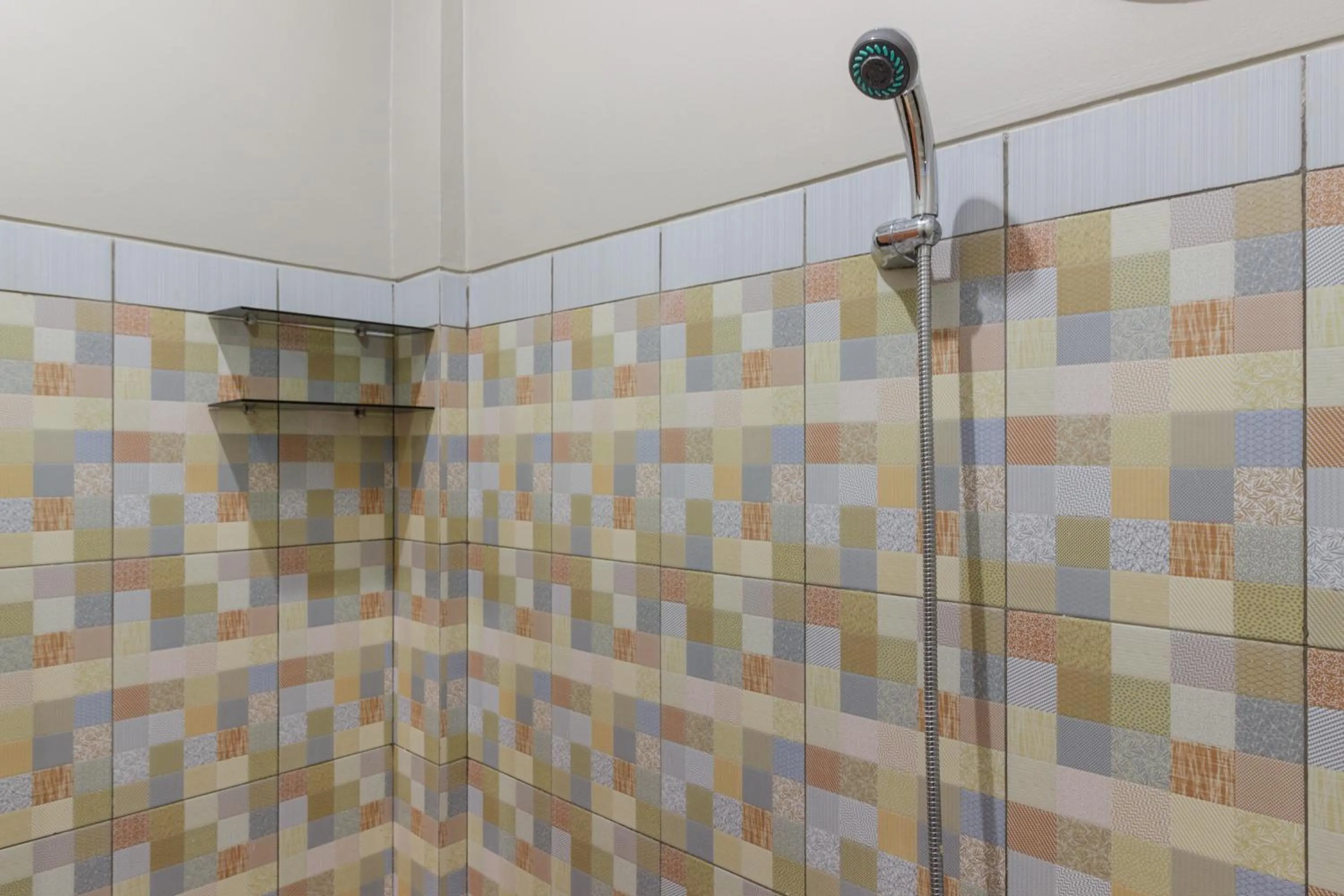 Bathroom in RedDoorz Plus near Pantai Malalayang Manado