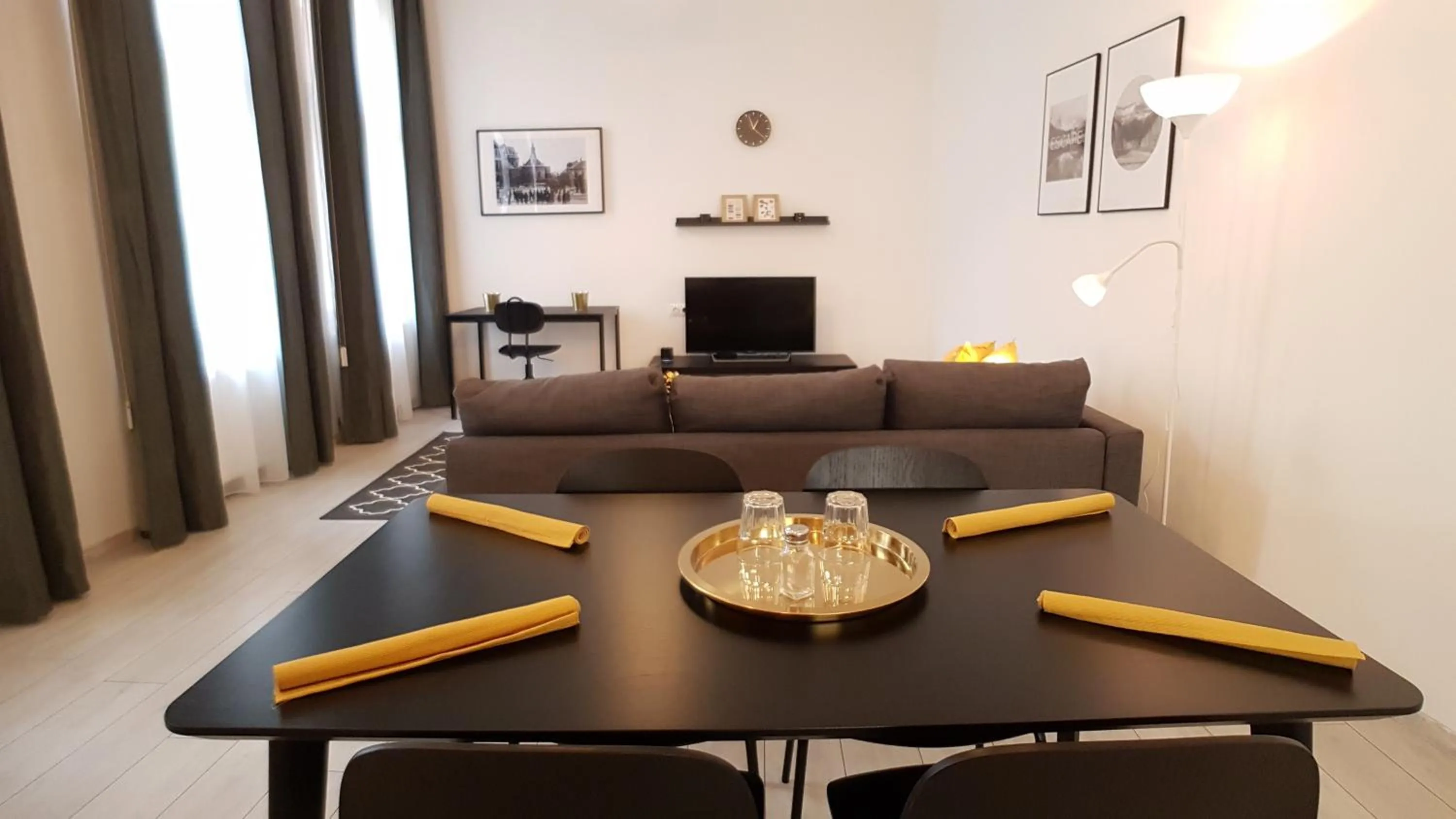 Piacsek Apartmanház