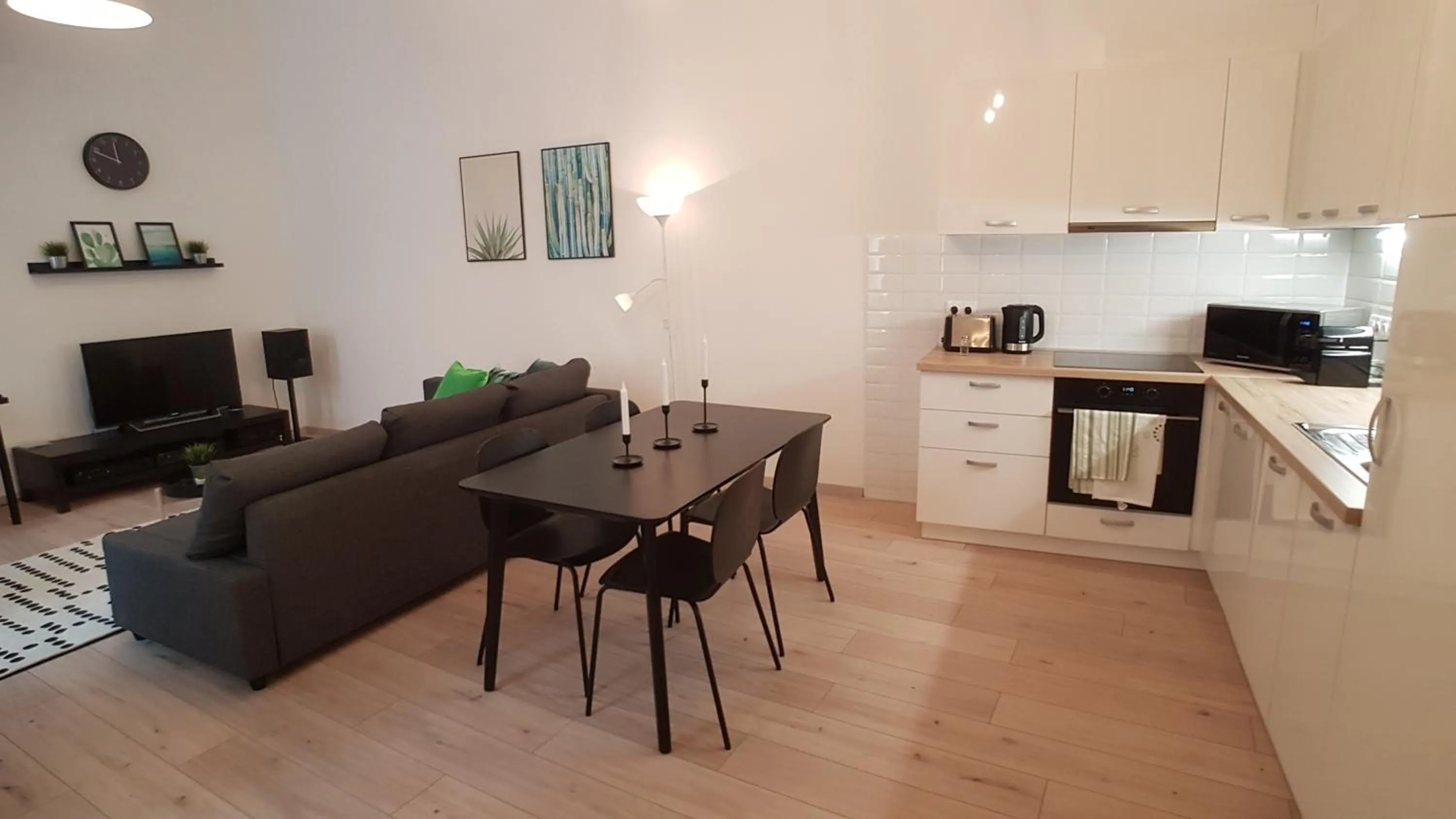 Piacsek Apartmanház
