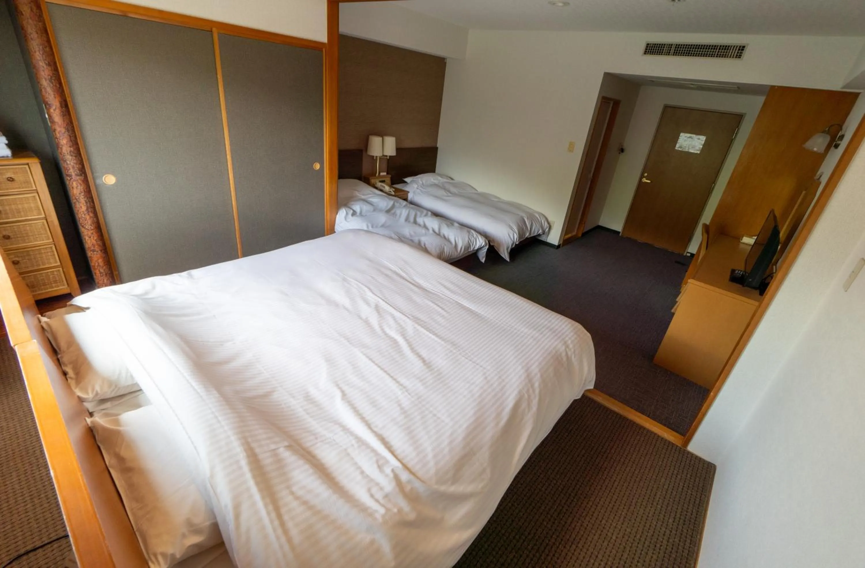 Mountain view, Bed in Hakuba Panorama Hotel