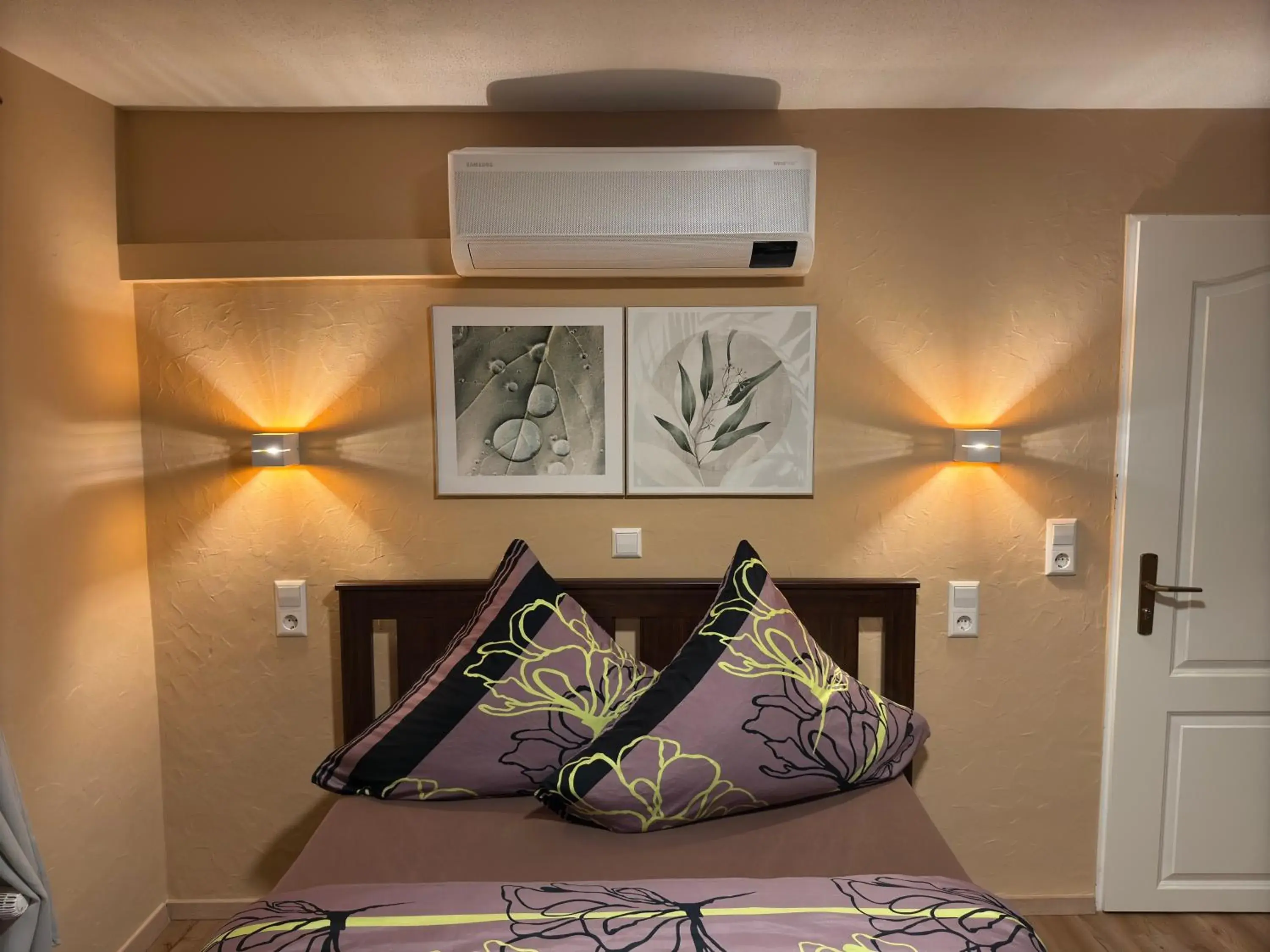 Budget Double Room in Europa Pension zum Grünen Baum Budget Double Room in Europa Pension zum Grünen Baum