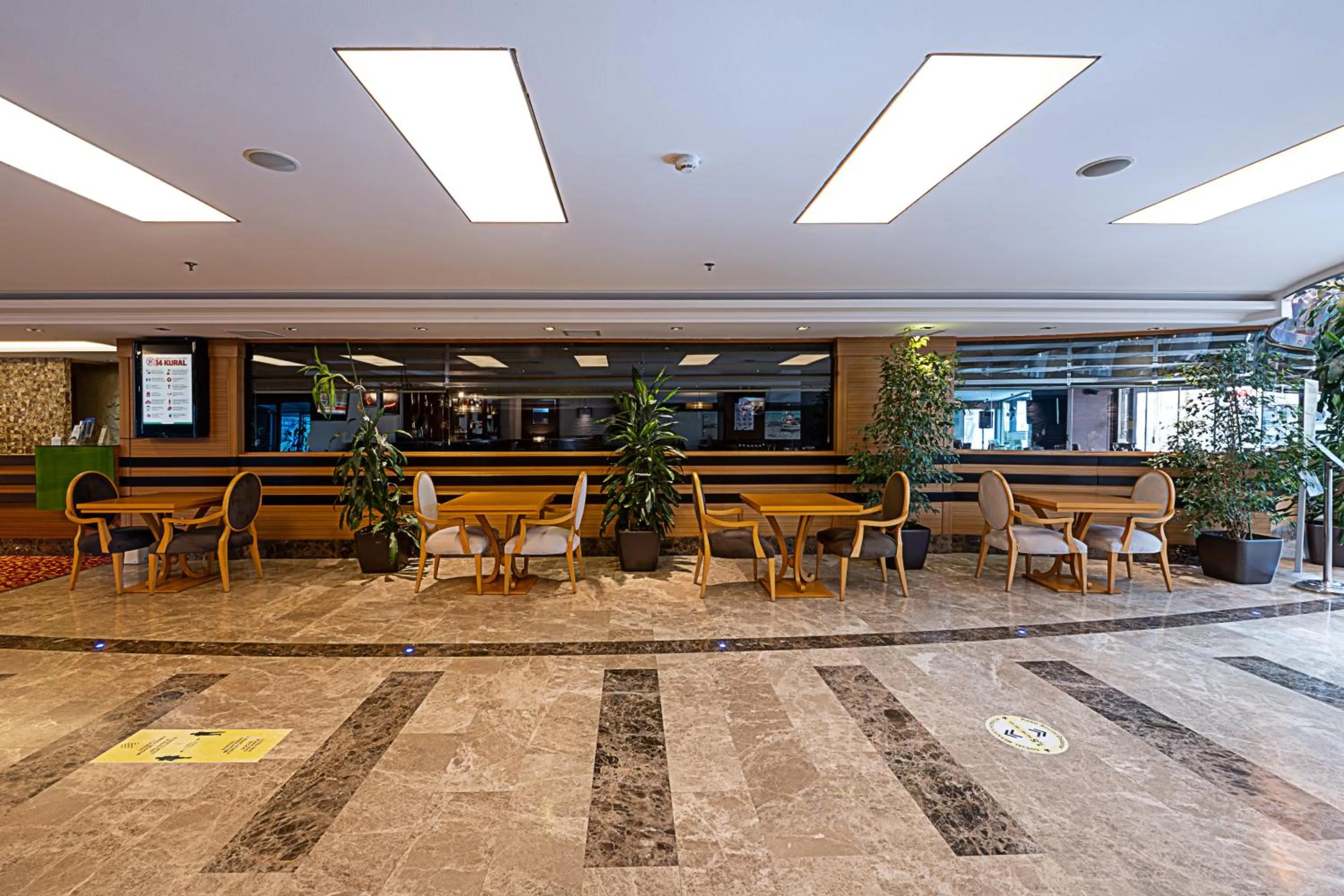 Lobby or reception in Dream Hill Business Deluxe Hotel Asia