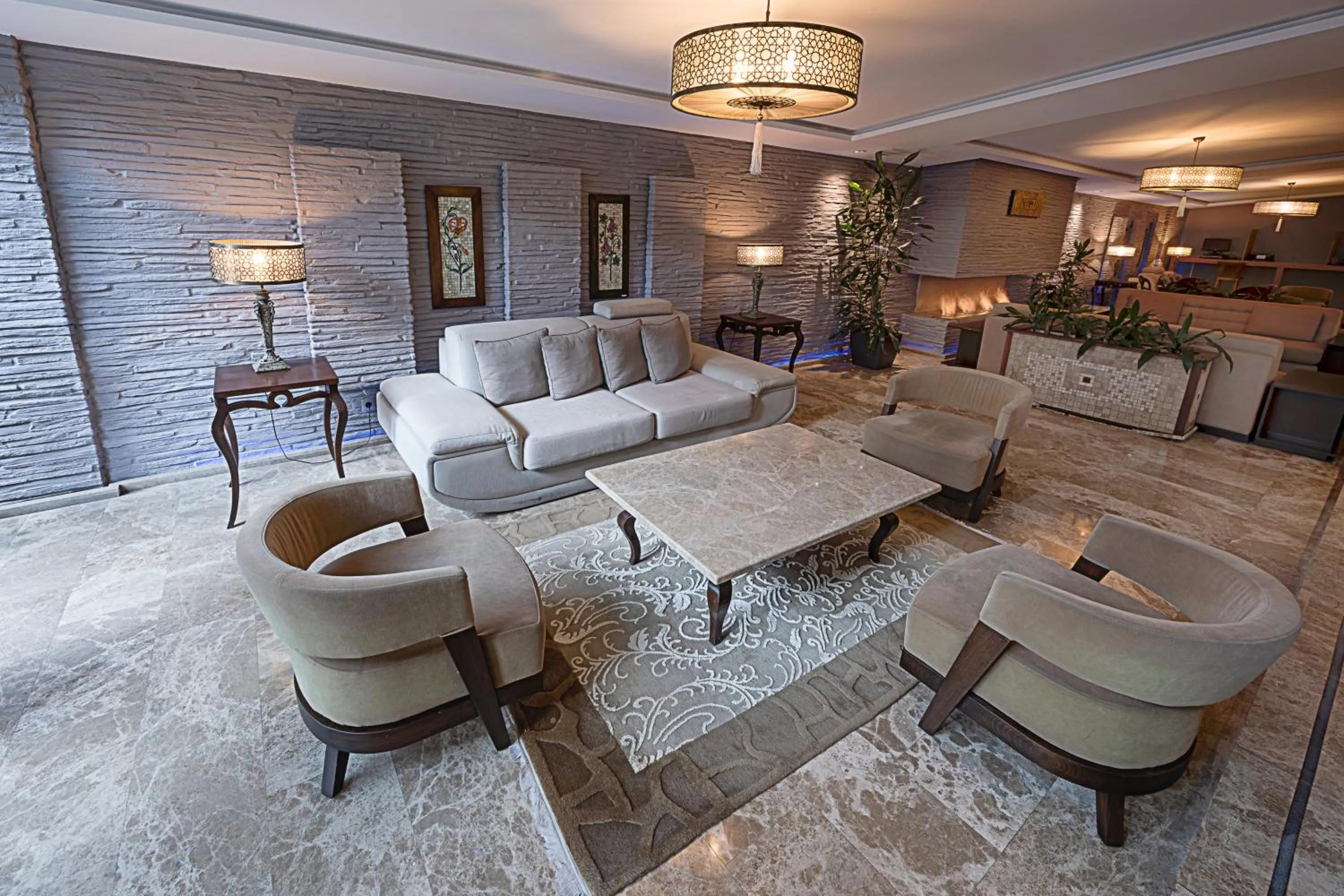 Lobby or reception in Dream Hill Business Deluxe Hotel Asia